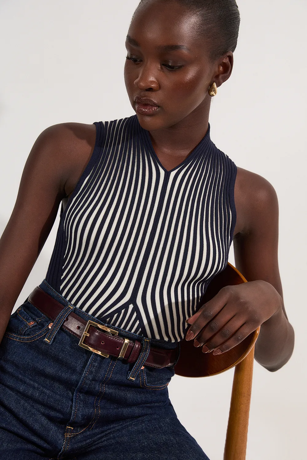 Stripe Fitted Sleeveless Knitted Top BKK25713