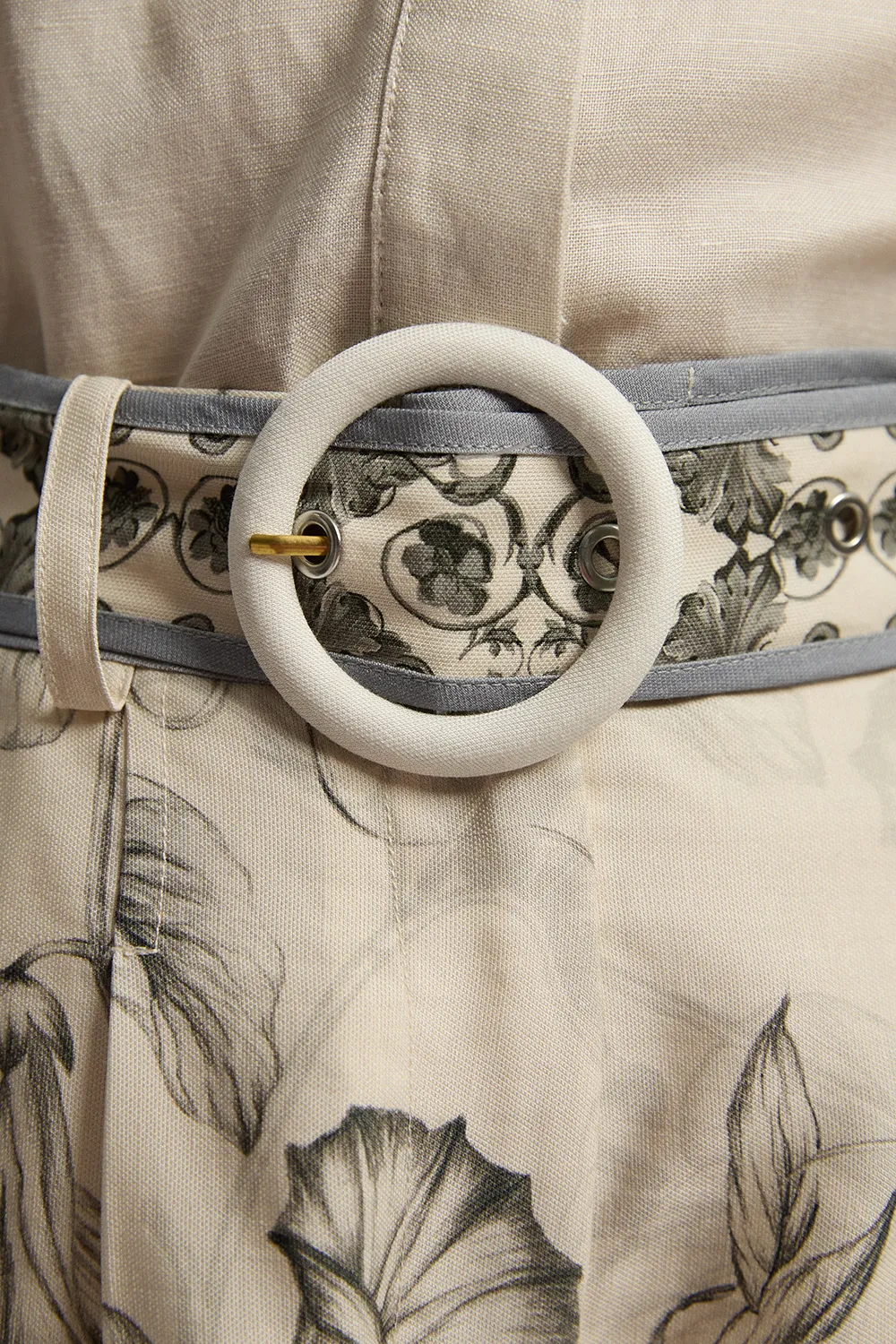 Viscose Linen Scenic Placed Print Short With Belt BKK25876 5 Viscose Linen Scenic Placed Print Short With Belt BKK25876