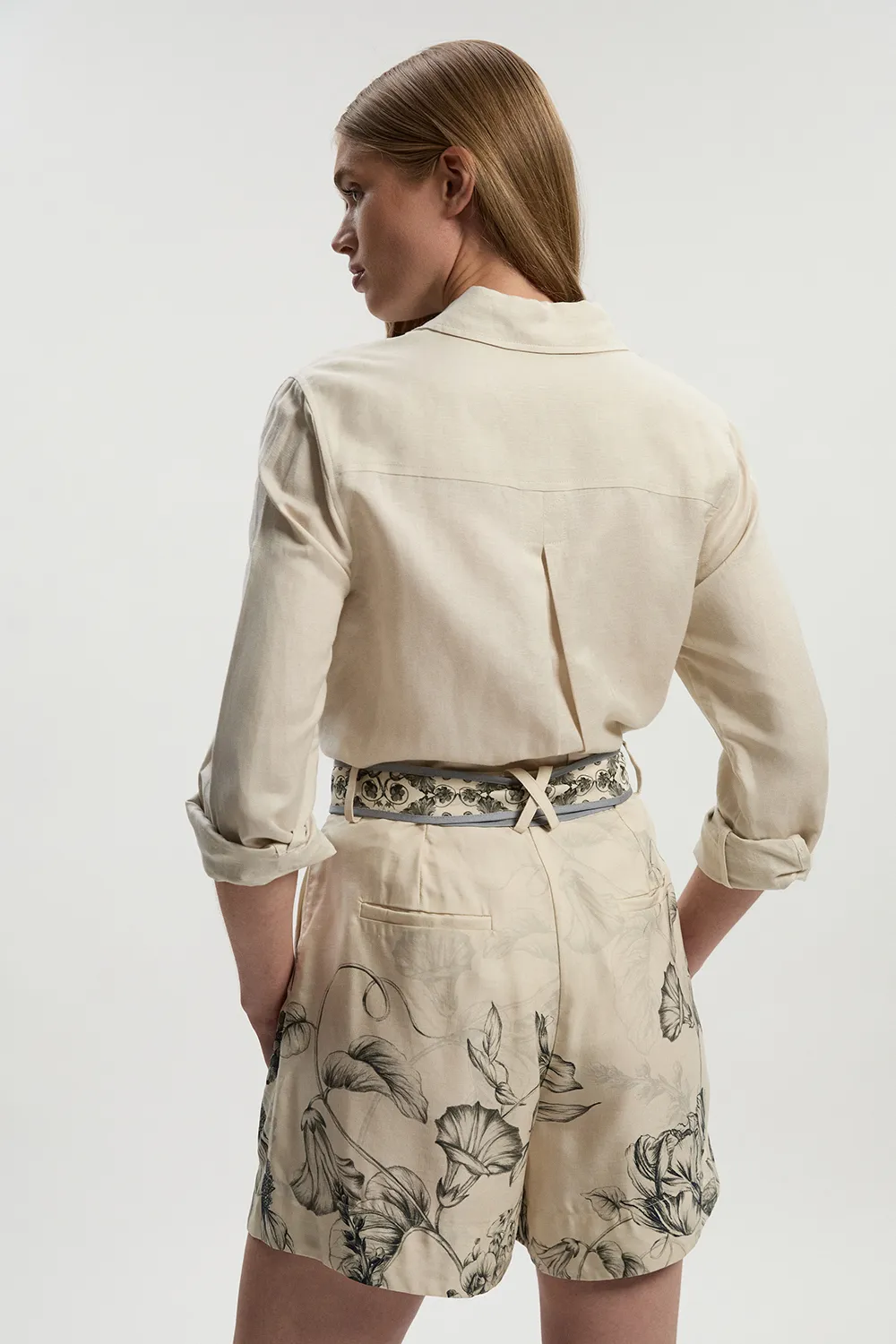 Viscose Linen Scenic Placed Print Short With Belt BKK25876 6 Viscose Linen Scenic Placed Print Short With Belt BKK25876