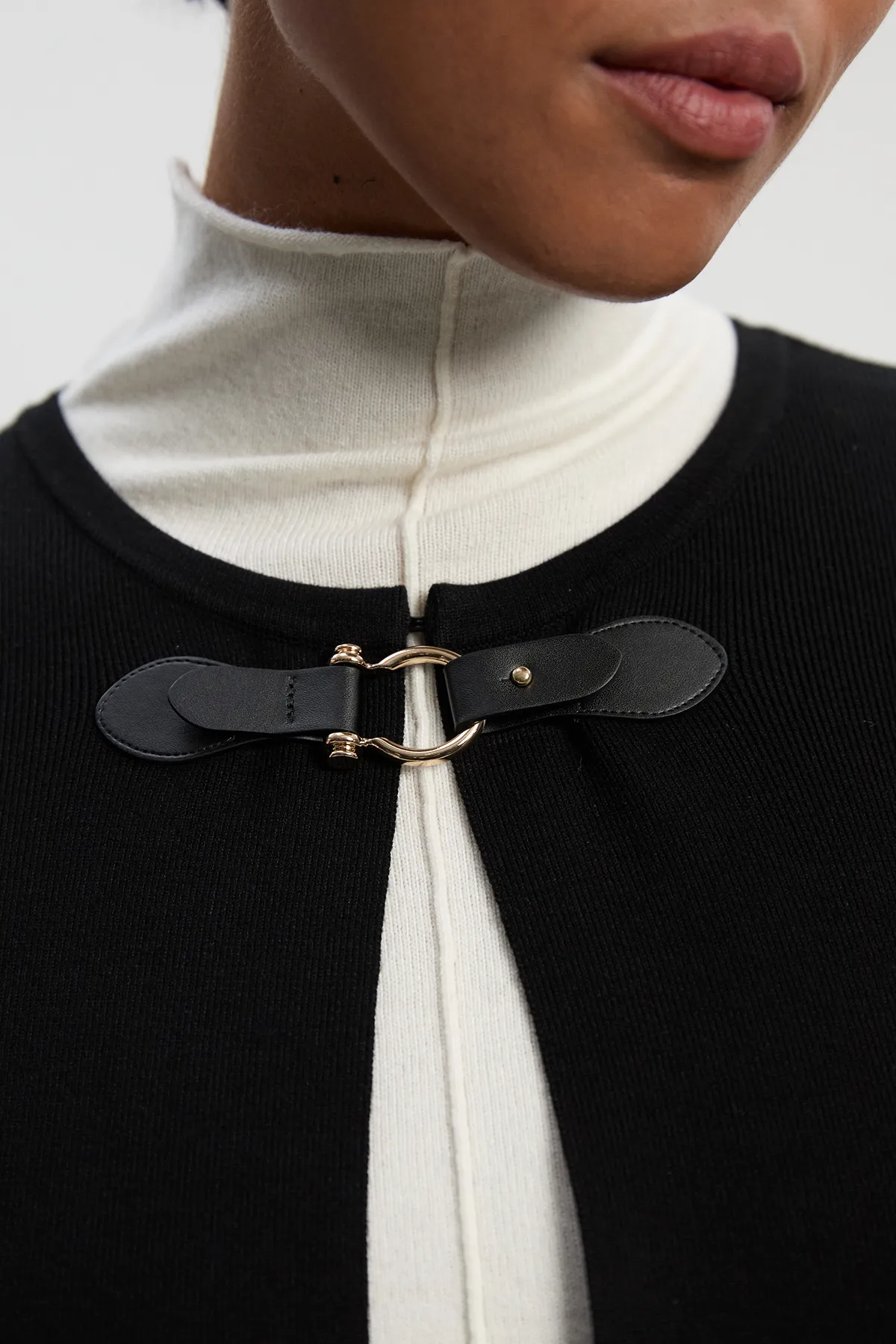 Plus Size Viscose Blend Military Knit Longline Cape BKK25951 3 Plus Size Viscose Blend Military Knit Longline Cape BKK25951