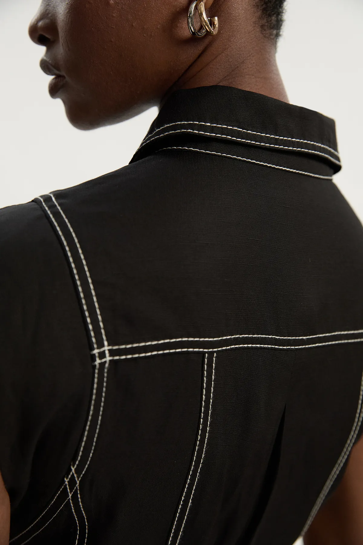 Premium Linen Twill Topstitch Woven Jumpsuit BKK25969 5 Premium Linen Twill Topstitch Woven Jumpsuit BKK25969