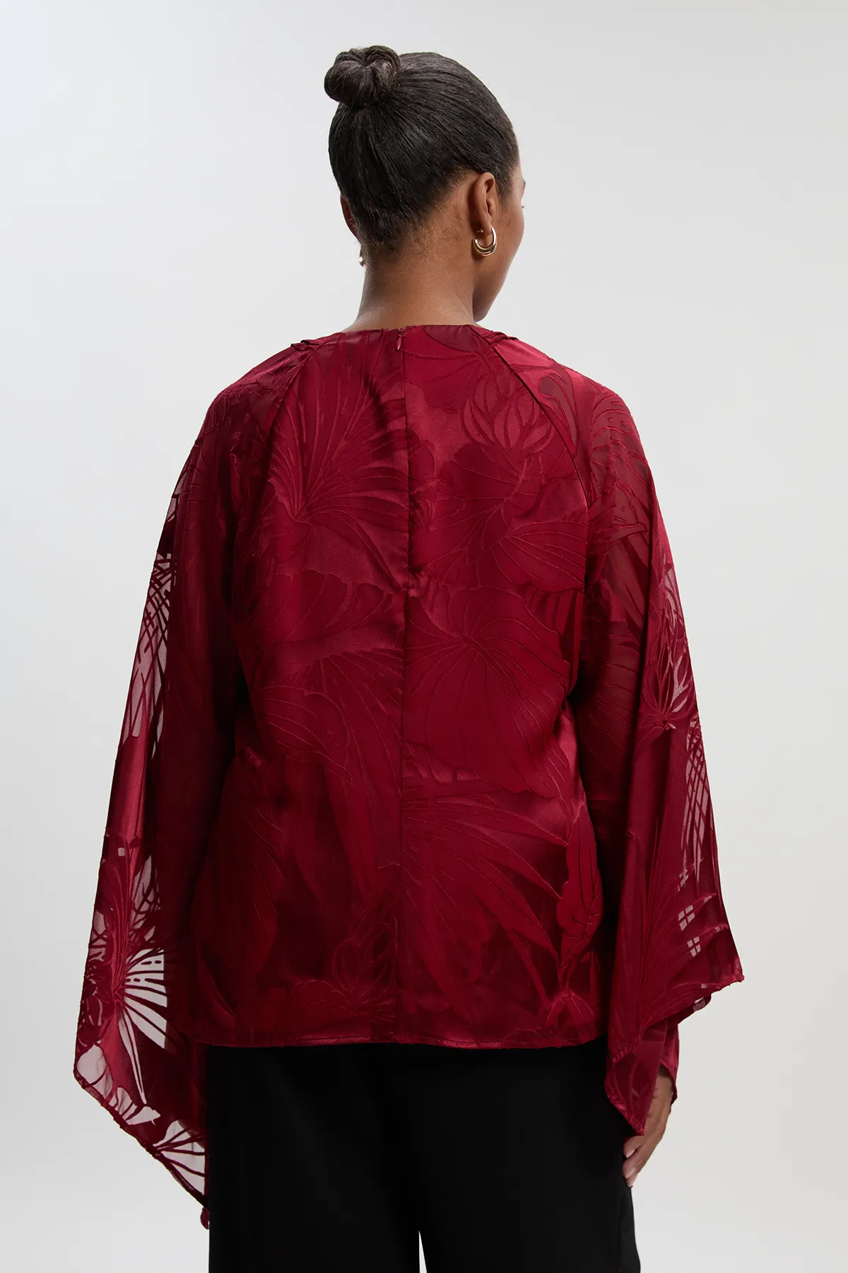 Plus Size Devoure Flared Sleeve Woven Blouse With Trim Detail BKK26215 5 Plus Size Devoure Flared Sleeve Woven Blouse With Trim Detail BKK26215