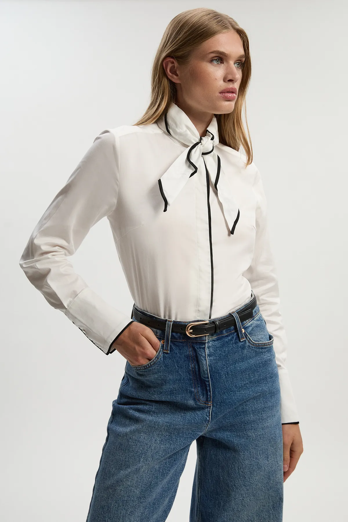 Detachable Scarf with Contrast Detail Woven Shirt BKK26363