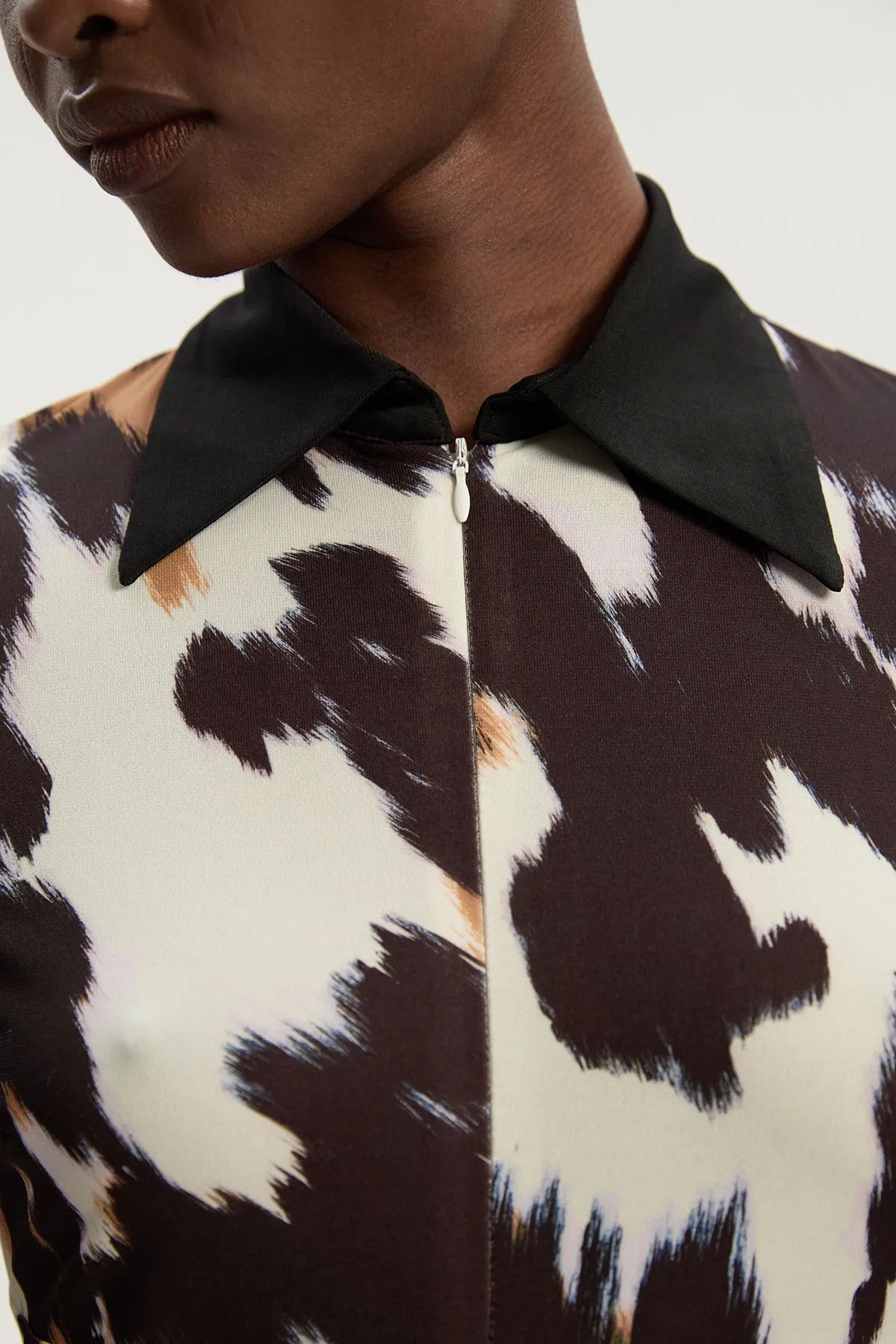 Animal Print Crepe Collared Mini Dress BKK26406 3 Animal Print Crepe Collared Mini Dress BKK26406