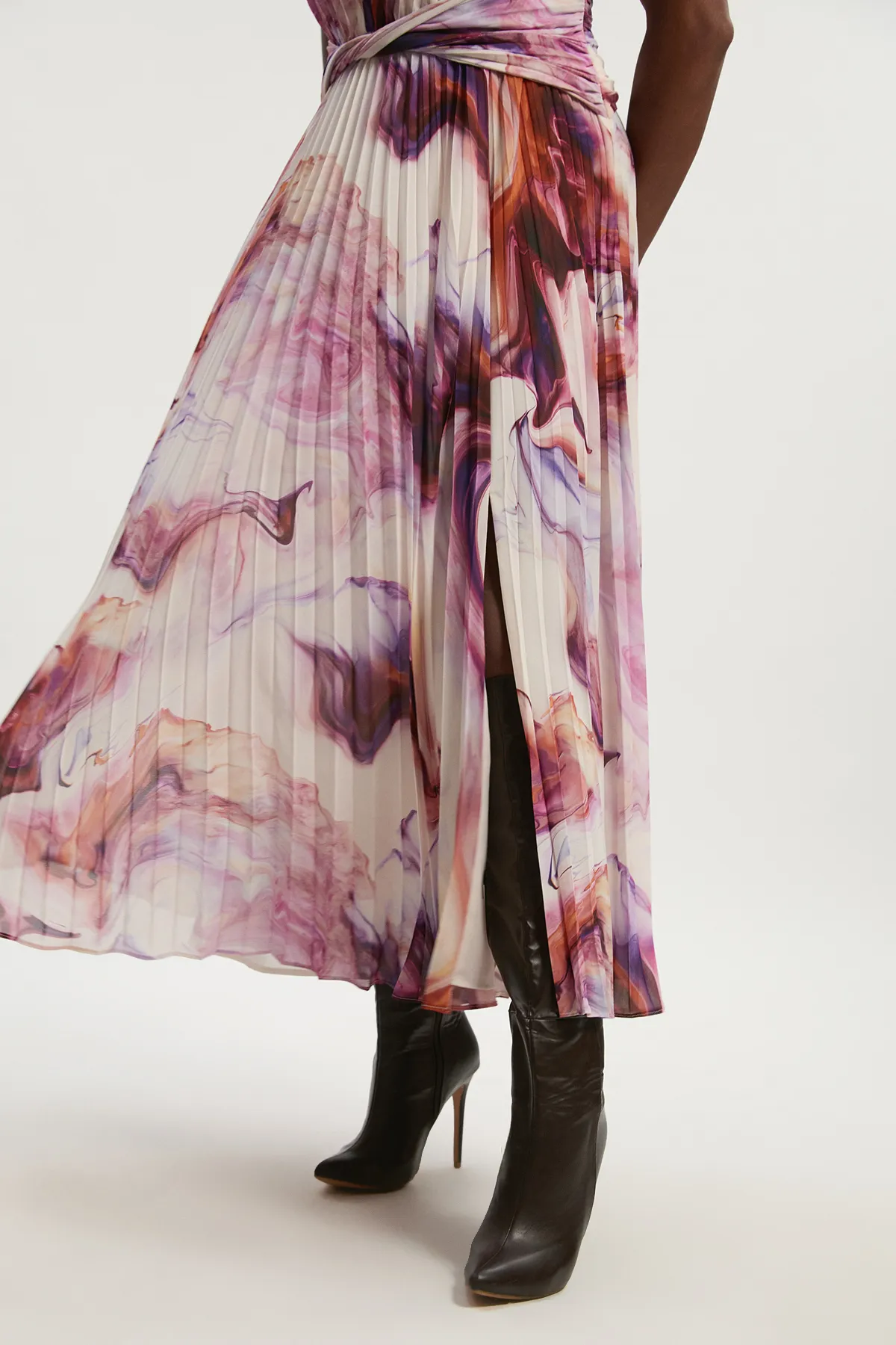 Plus Size Marble Soft Pleated V Neck Woven Maxi Dress BKK26459 3 Plus Size Marble Soft Pleated V Neck Woven Maxi Dress BKK26459