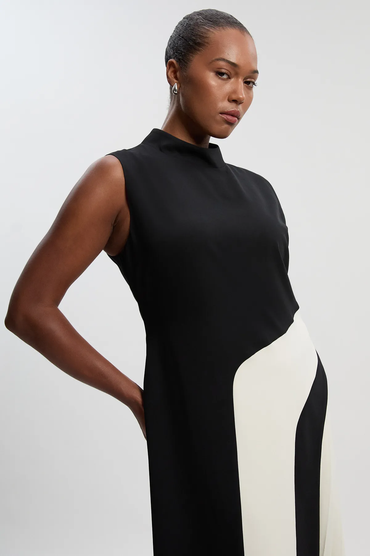 Plus Size Soft Tailored Colour Block High Neck Pleated Midi Dress BKK26601