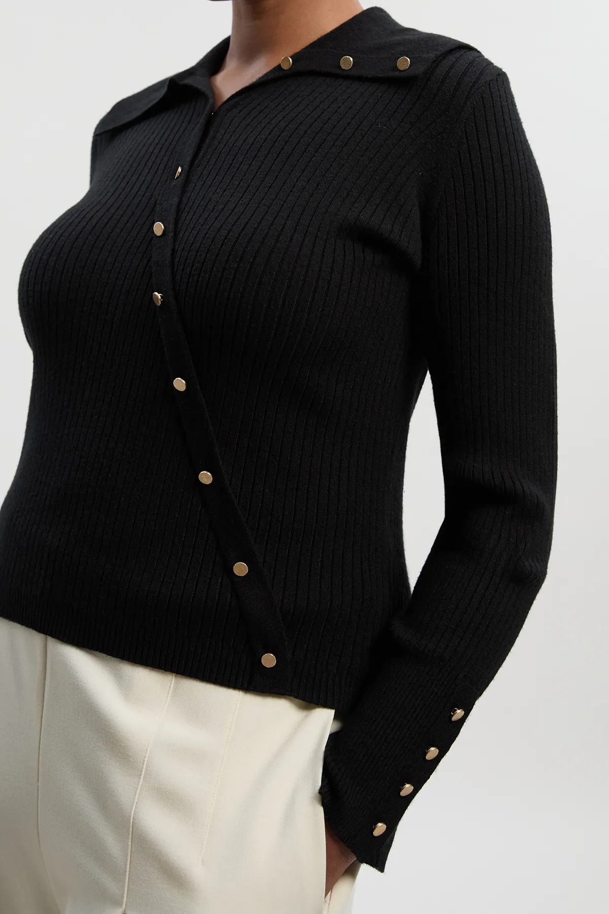 Plus Size Viscose Blend Trim Detail Knit Top BKK26615