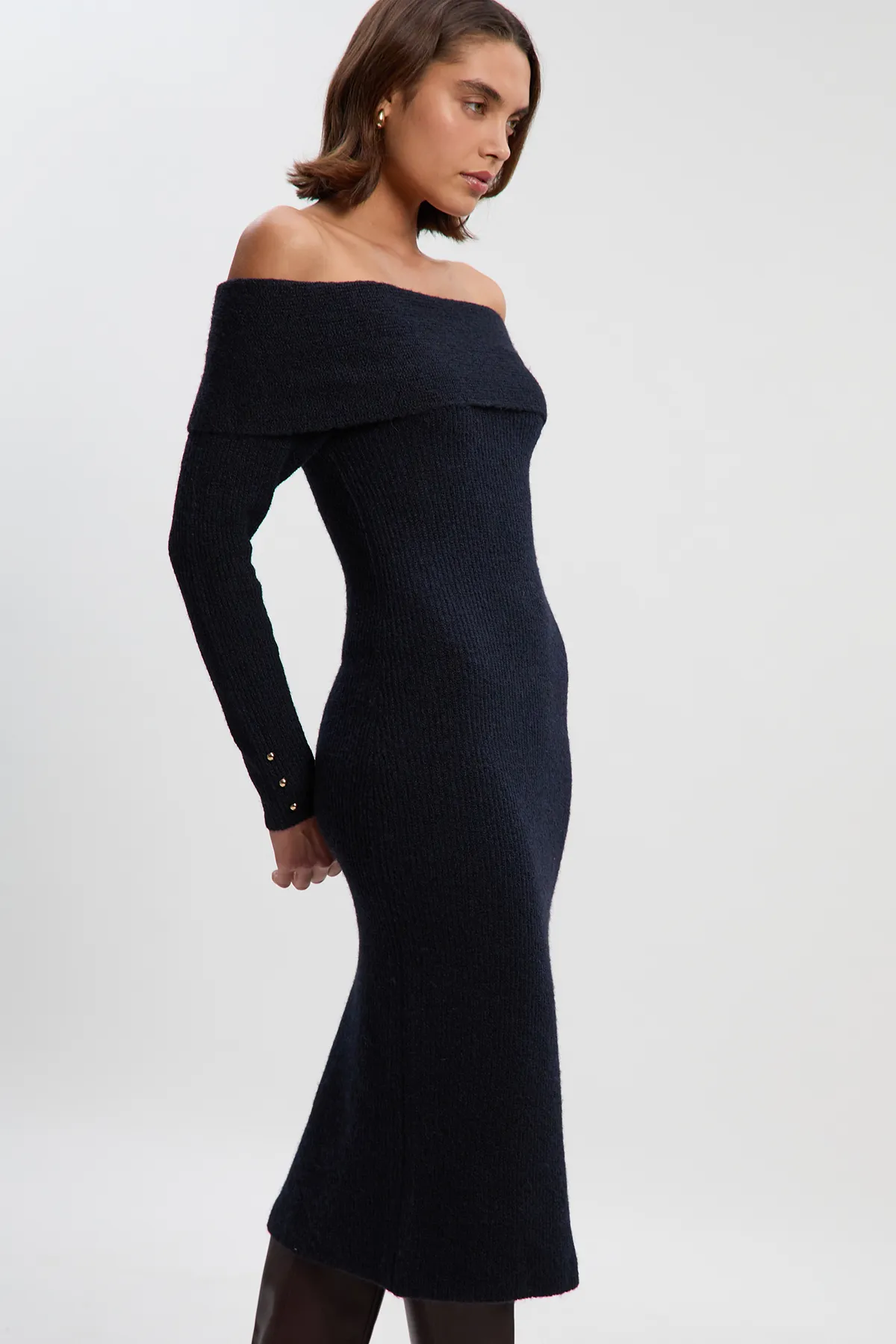 Petite Wool Blend Cozy Off The Shoulder Knit Midi Dress BKK26638
