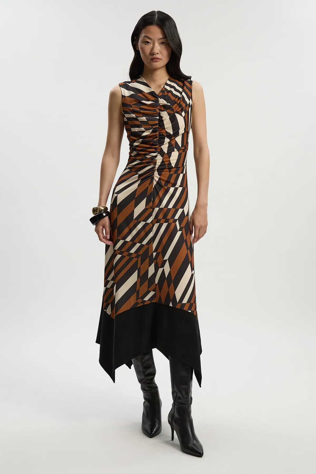 Geo Printed Jersey Crepe Hanky Hem Maxi Dress BKK26651 3 Geo Printed Jersey Crepe Hanky Hem Maxi Dress BKK26651