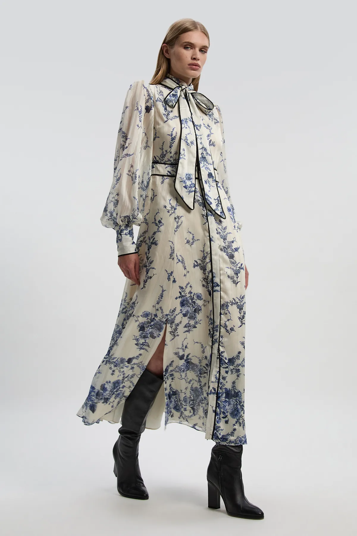 Floral Print Tie Neck Woven Balloon Sleeve Midaxi Dress BKK26771