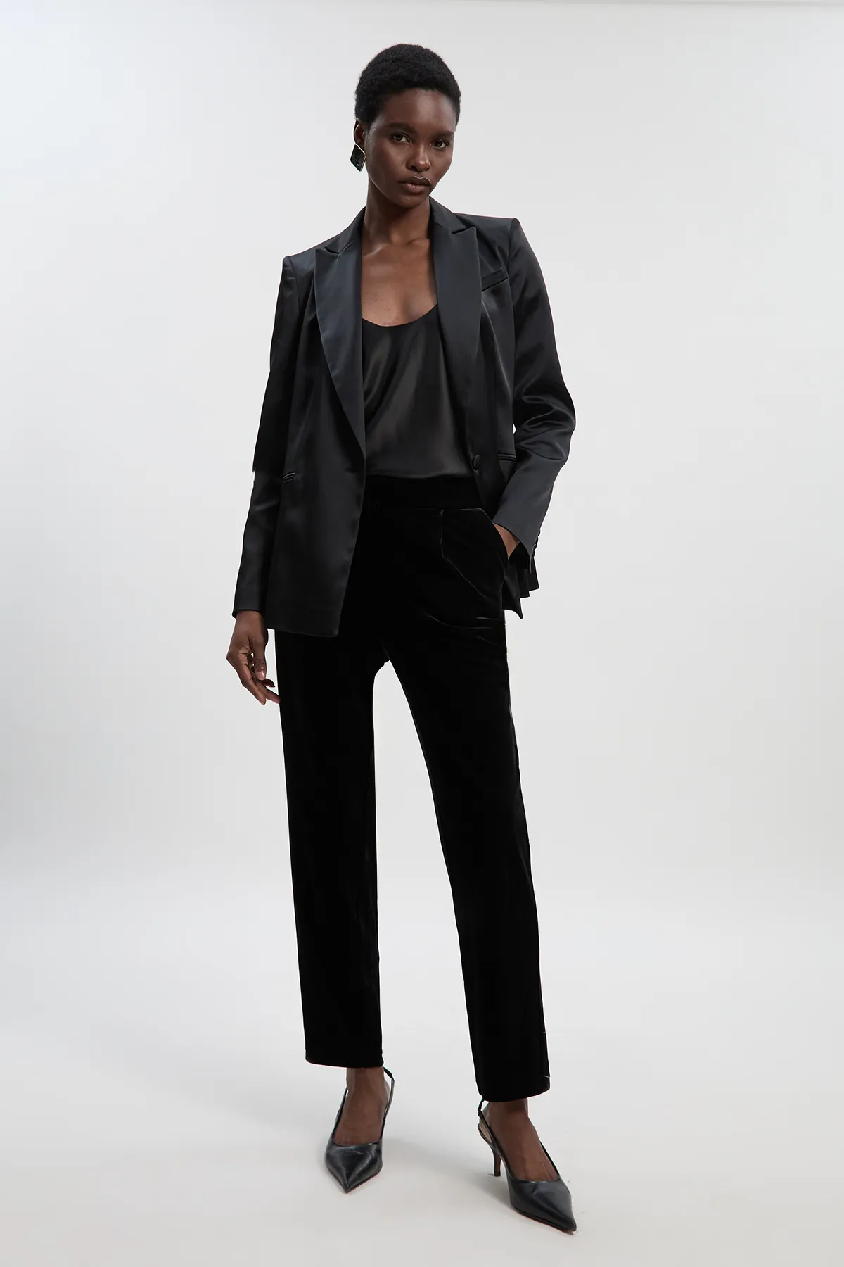 Petite Tailored Velvet High Waist Slim Leg Pants BKK26880