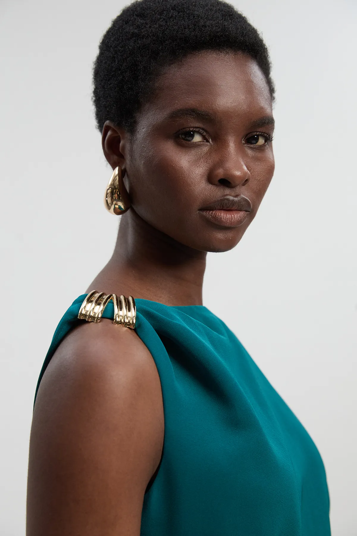 Petite Soft Tailored Trim Detail Full Skirt Midi Dress BKK26922