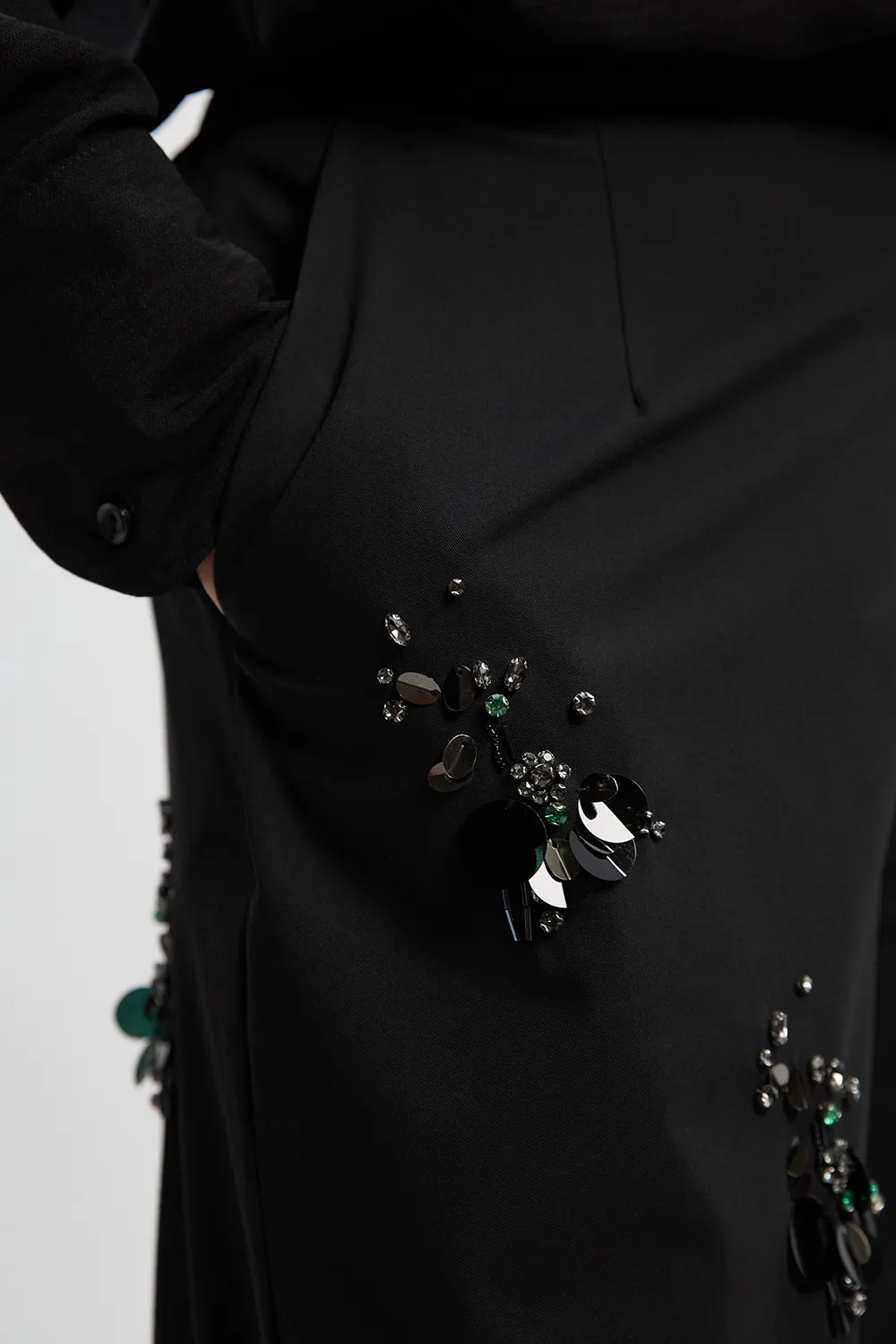 Plus Size Cluster Sequin & Crystal Embellished Tailored Wide Leg Pants BKK26925 3 Plus Size Cluster Sequin & Crystal Embellished Tailored Wide Leg Pants BKK26925