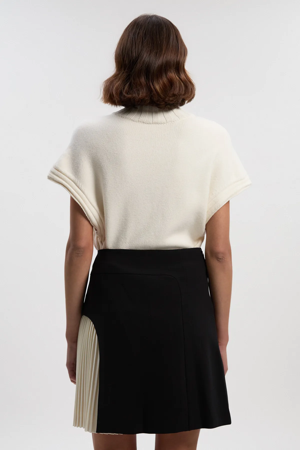 Tailored Buckle Detail Pleated Mini Skirt BKK26938