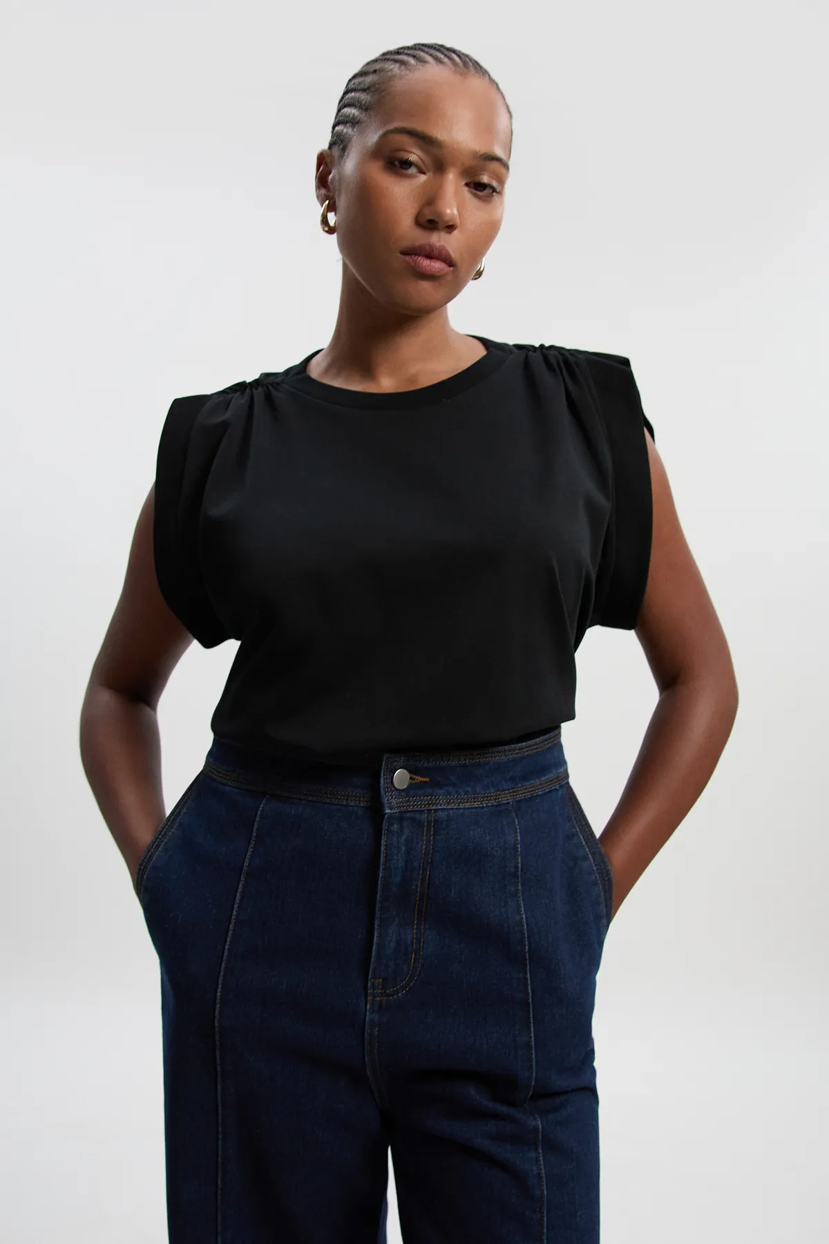 Plus Size Cotton Trim Detail Short Sleeve Ruched Tshirt BKK27021