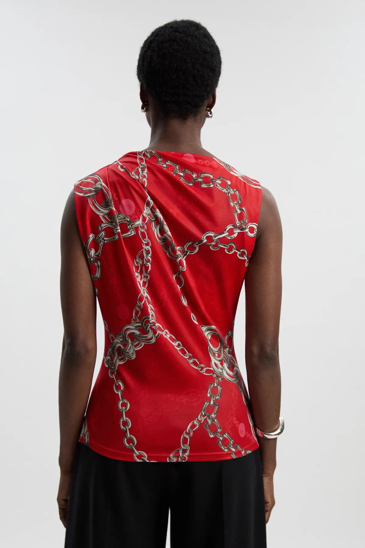 Chain Print Crepe Asymmetric Neck Sleeveless Top BKK27024 4 Chain Print Crepe Asymmetric Neck Sleeveless Top BKK27024