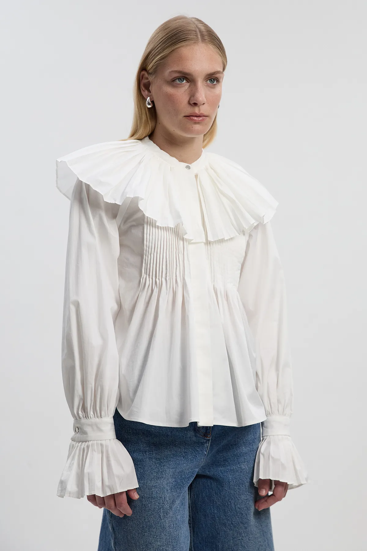 Cotton Poplin Pleat Detail Woven Shirt BKK27057