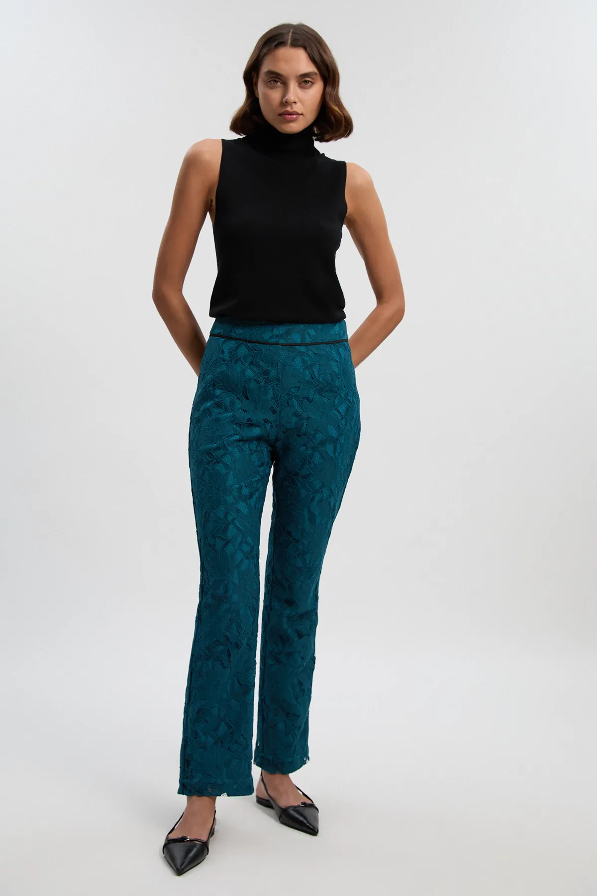 Tipped Corded Lace High Waisted Woven Pants BKK27062