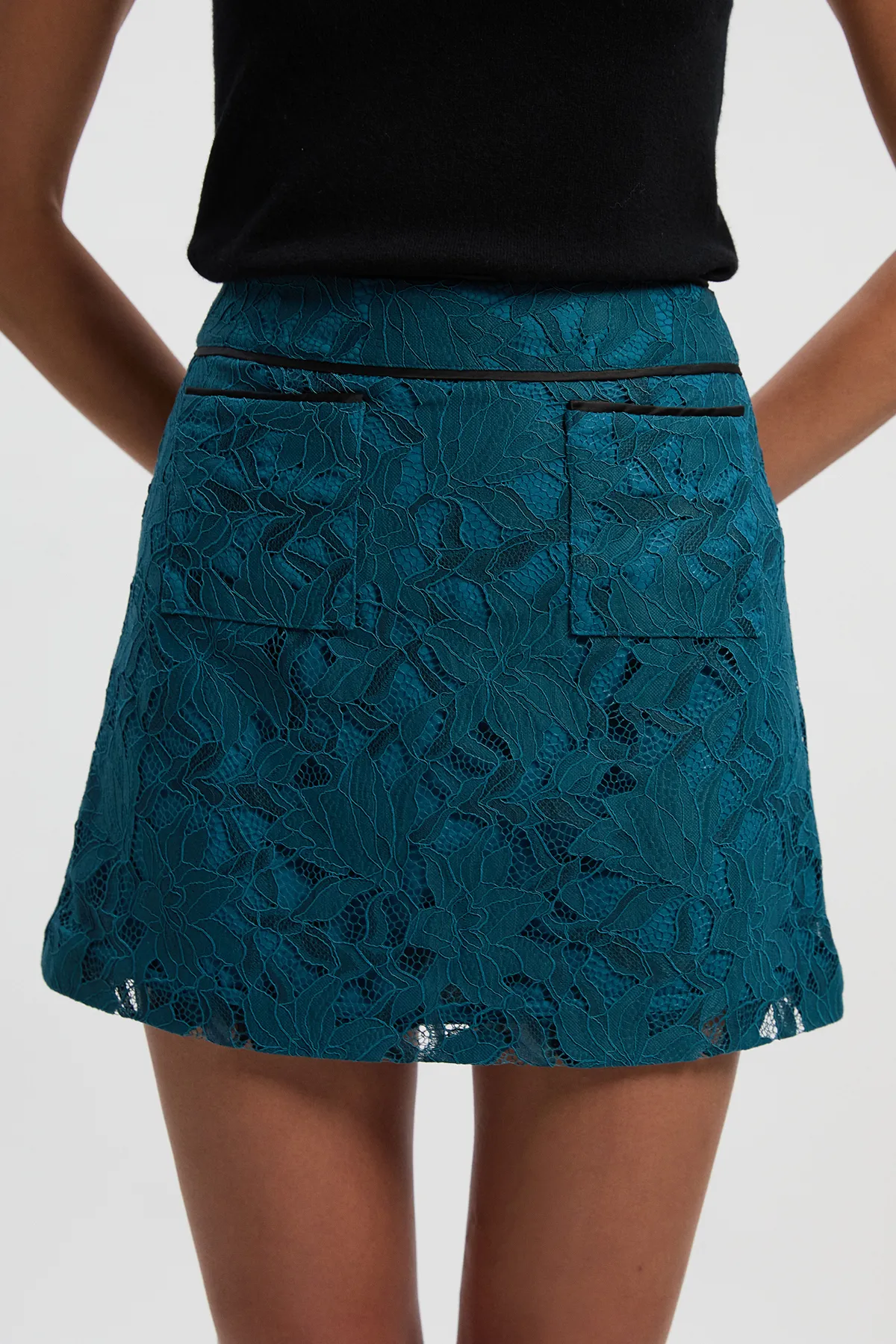 Tipped Corded Lace Woven Mini Skirt BKK27065