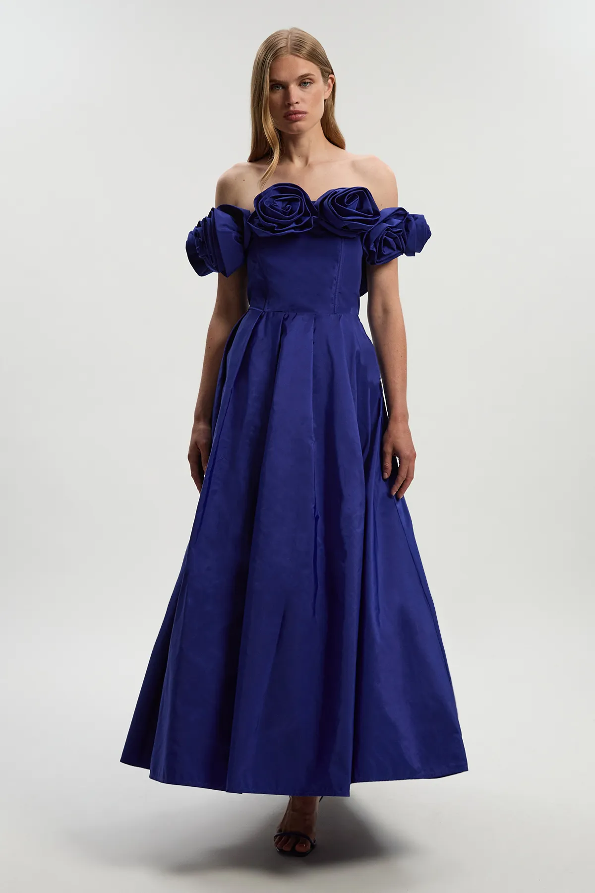 Drama Taffeta Rosette Woven Maxi Prom Dress