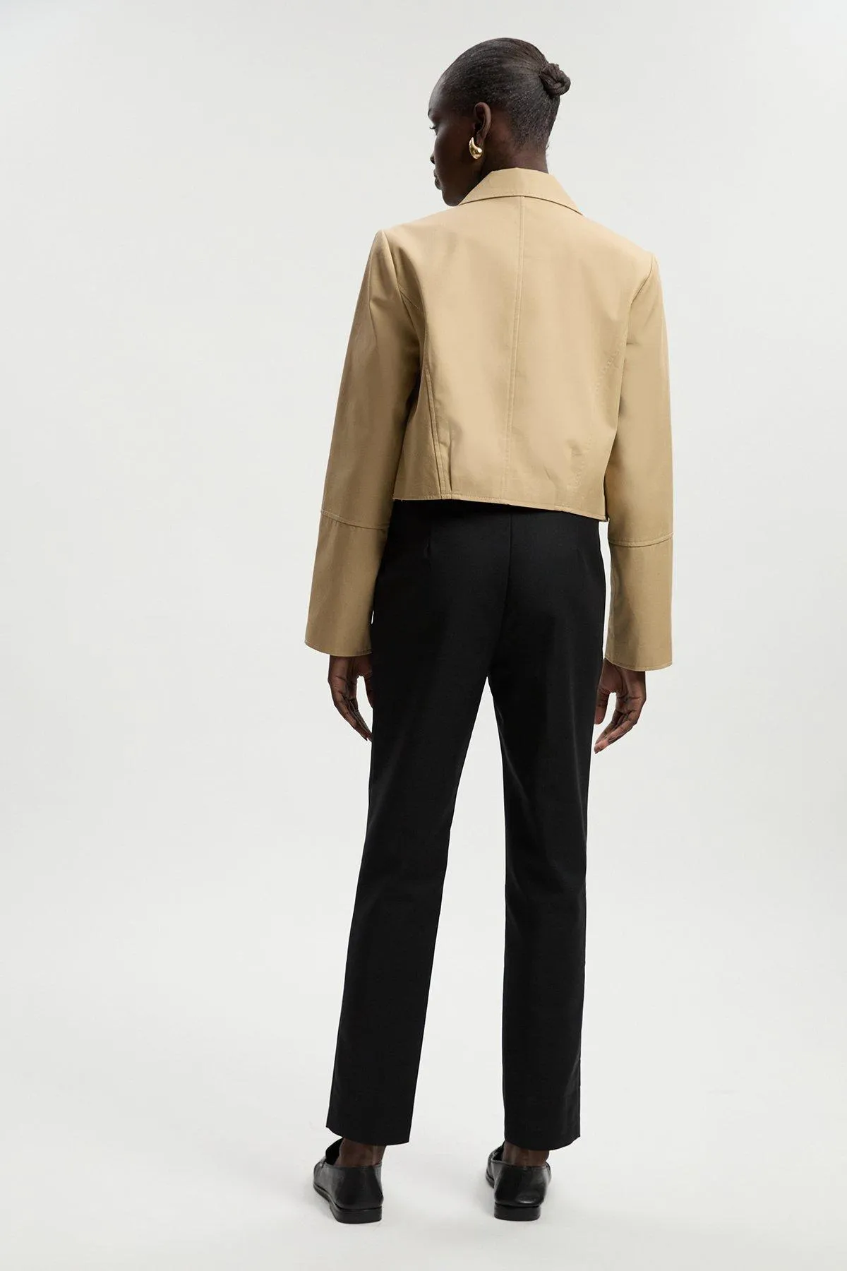 Essential Techno Woven Pants BKK04926