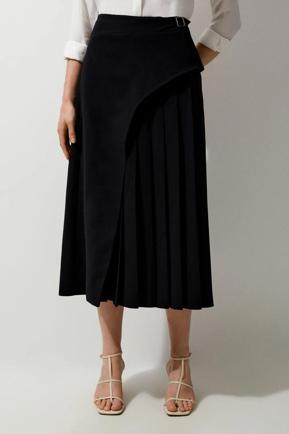 Tailored Buckle Detail Pleated Midi Skirt BKK09626
