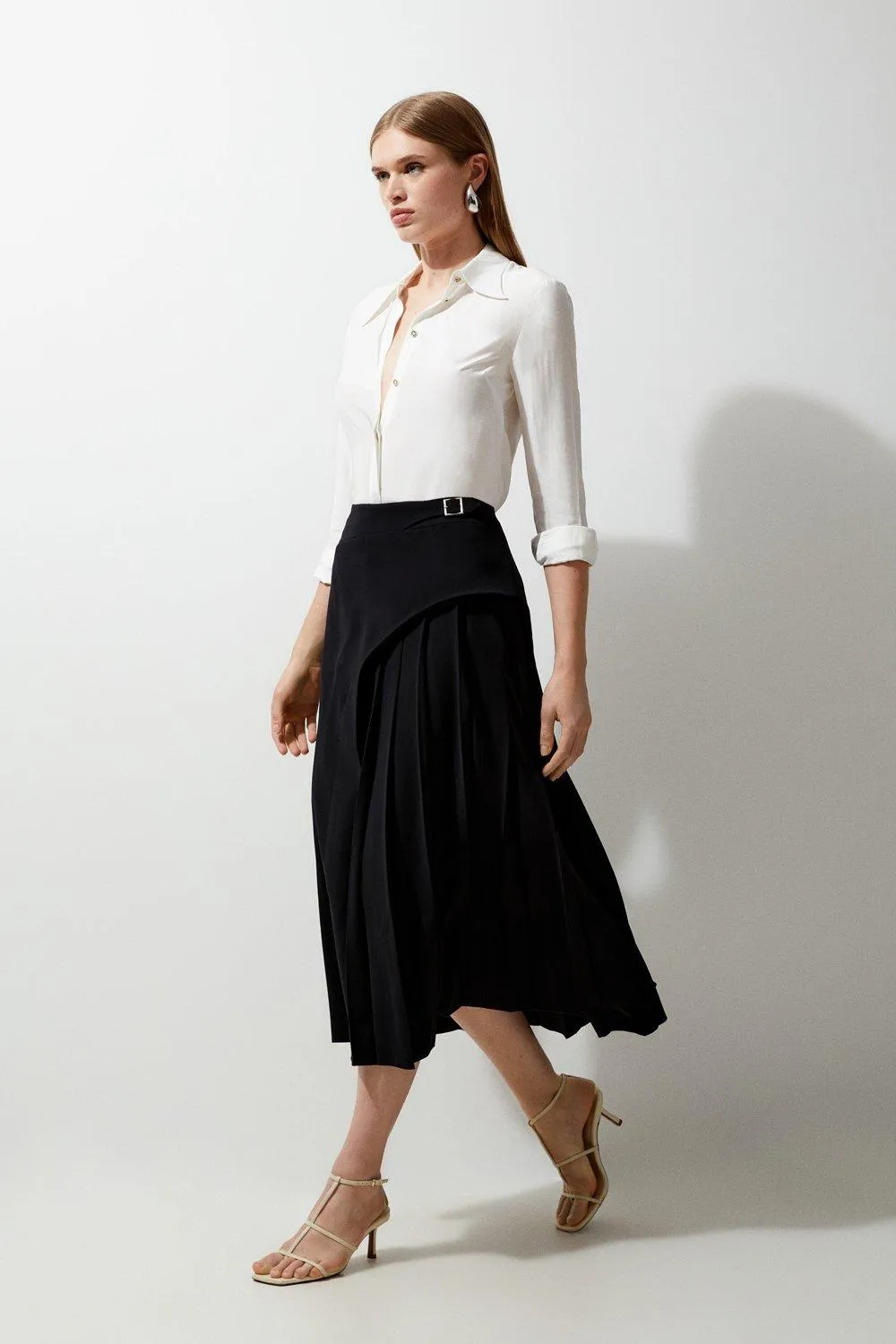 Tailored Buckle Detail Pleated Midi Skirt BKK09626