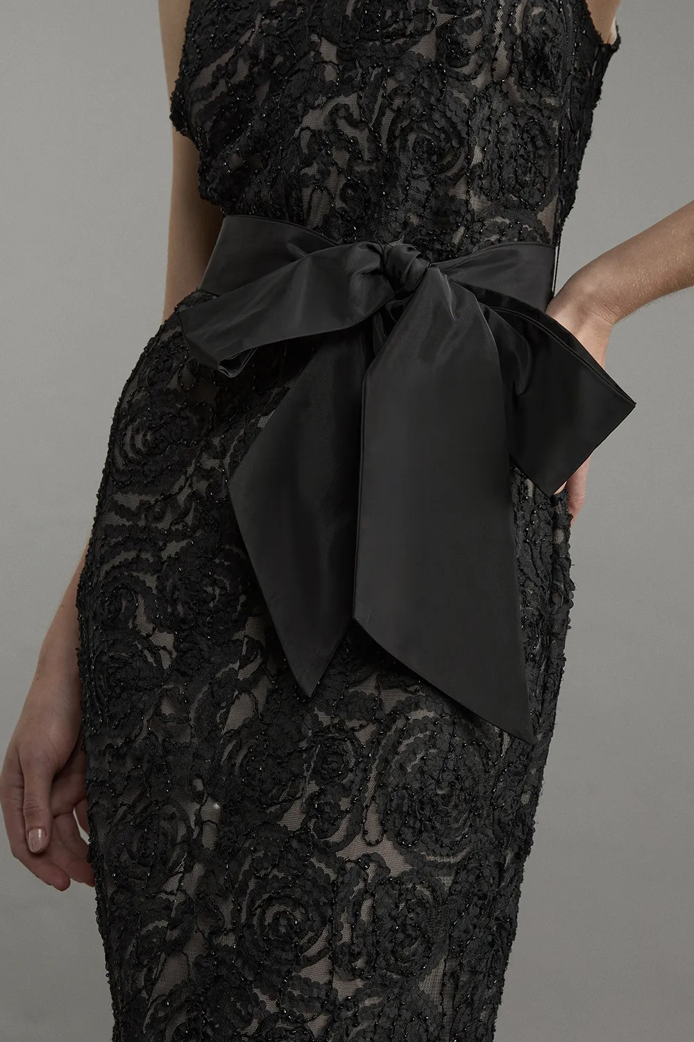 Petite Beaded Textured Lace Halter Woven Maxi Dress BKK21679 3 Petite Beaded Textured Lace Halter Woven Maxi Dress BKK21679