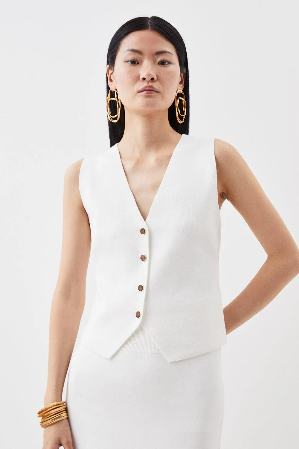 Compact Knit Wool Look V-Neck Tank Top BKK13077