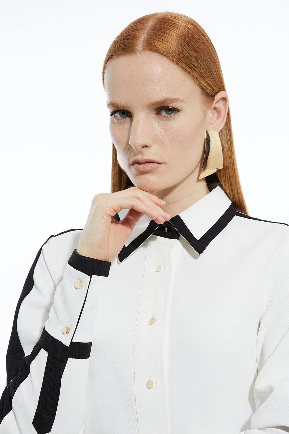 Color Block Twill Woven Shirt BKK19589