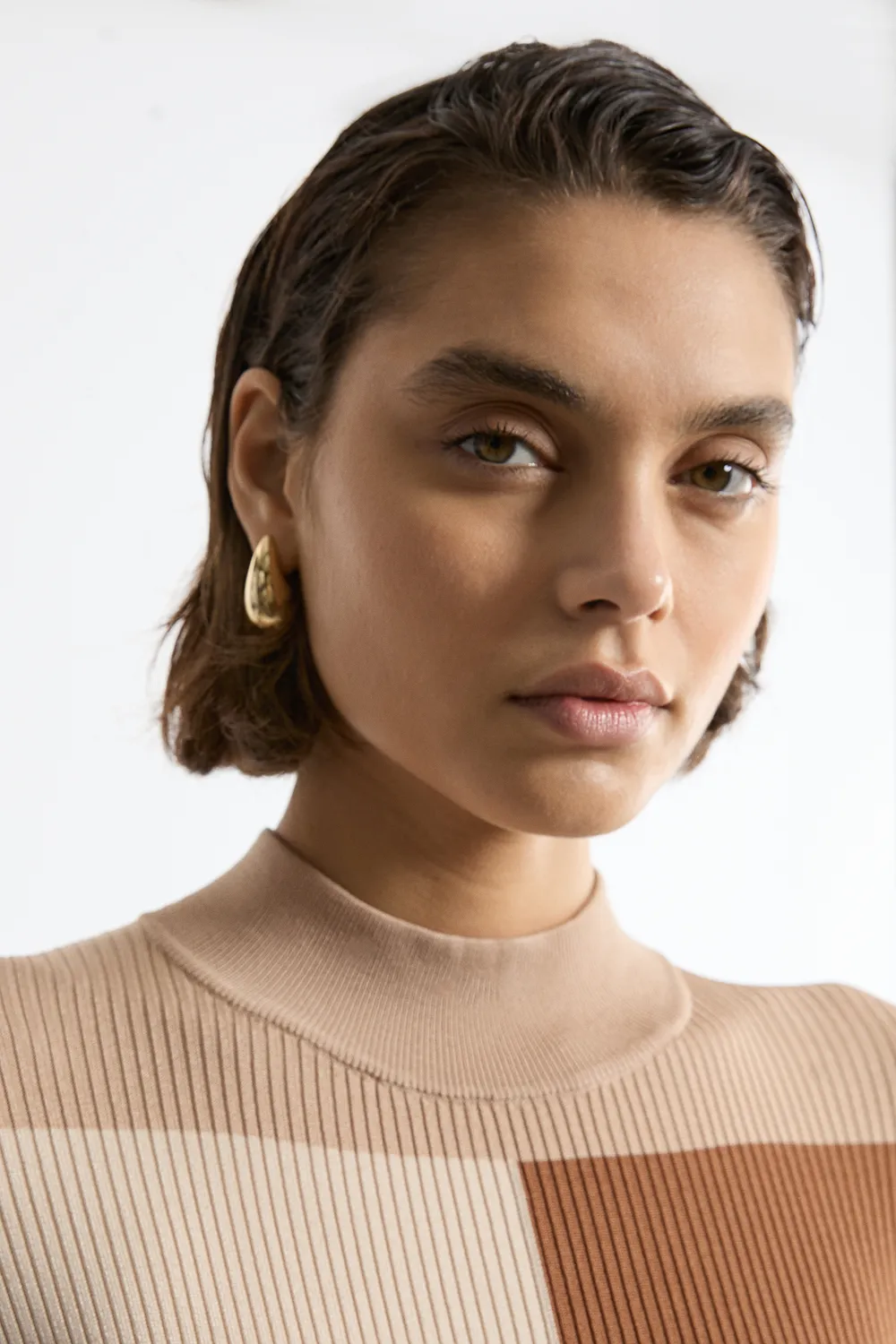 Slinky Rib Knit Color Block Top BKK21551