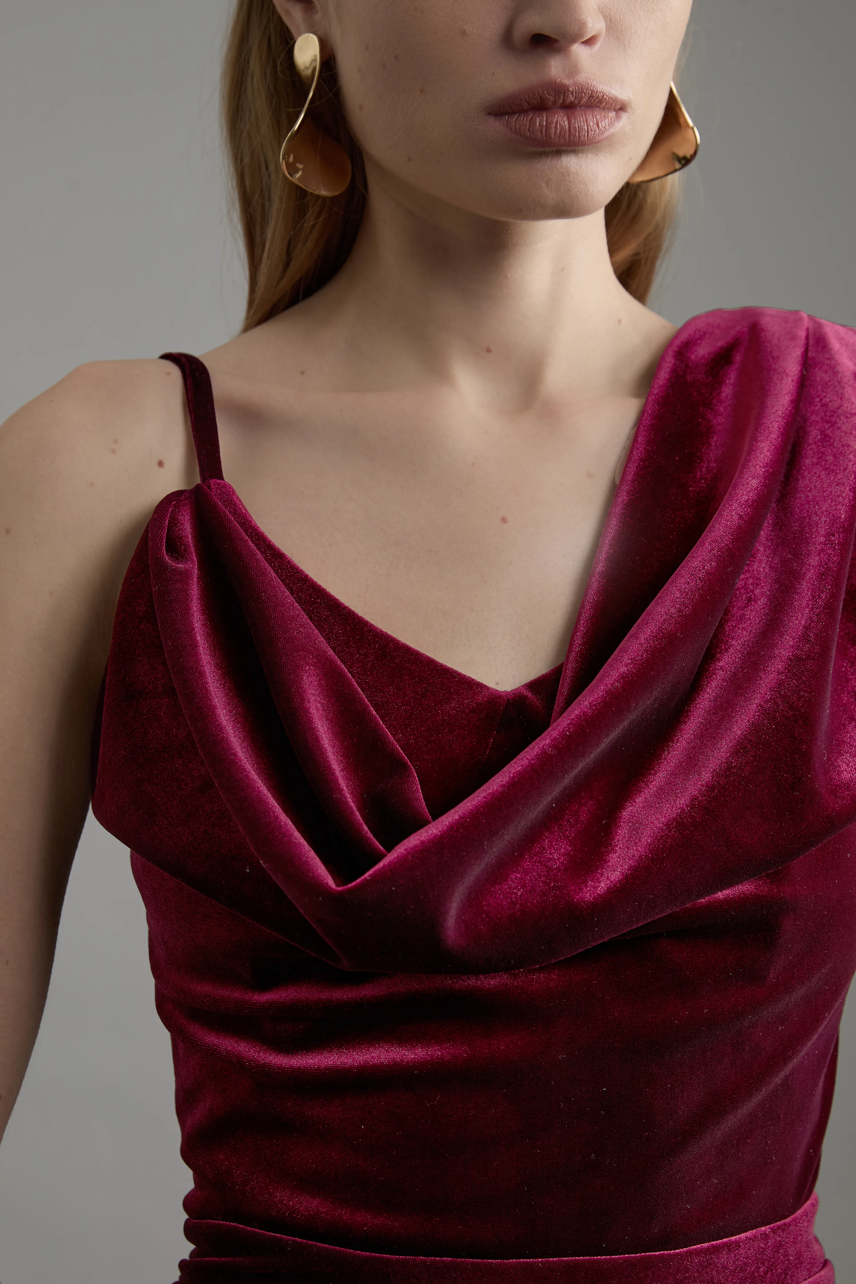 Petite Velvet Asymmetric One Shoulder Tailored Maxi Dress BKK22327 3 Petite Velvet Asymmetric One Shoulder Tailored Maxi Dress BKK22327