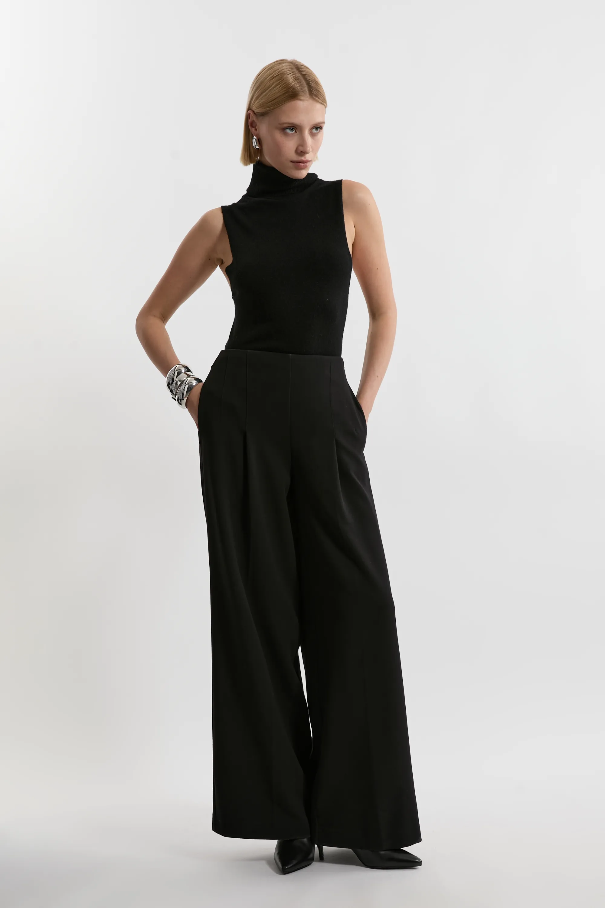 Compact Stretch Essential Wide Leg Dress Pants BKK22065
