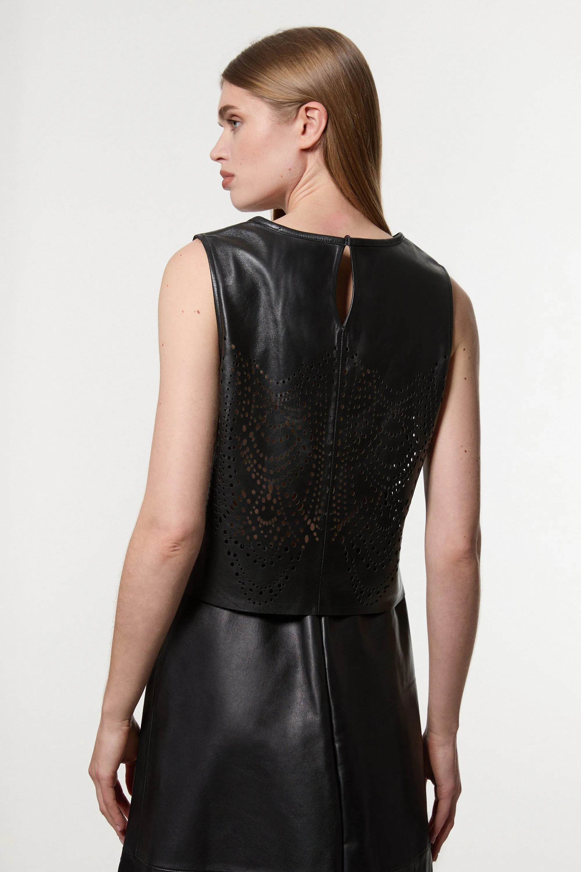 Amelia Graham Leather Cutwork Tailored Shell Top BKK23342 7 Amelia Graham Leather Cutwork Tailored Shell Top BKK23342