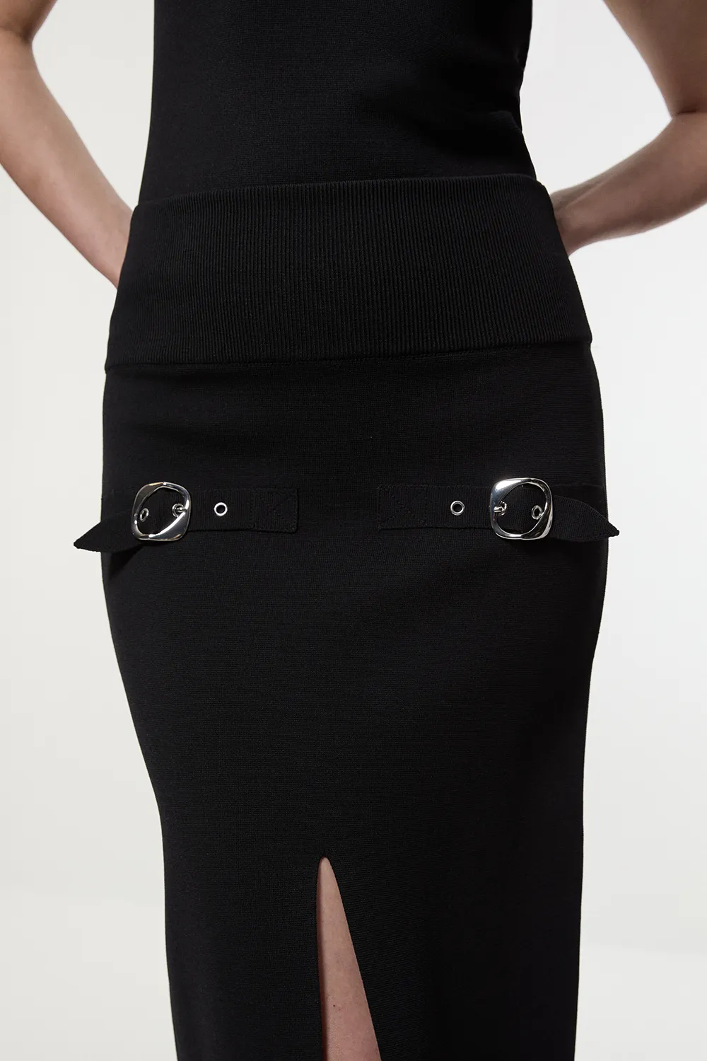 Buckle Trim Knitted Skirt BKK23363