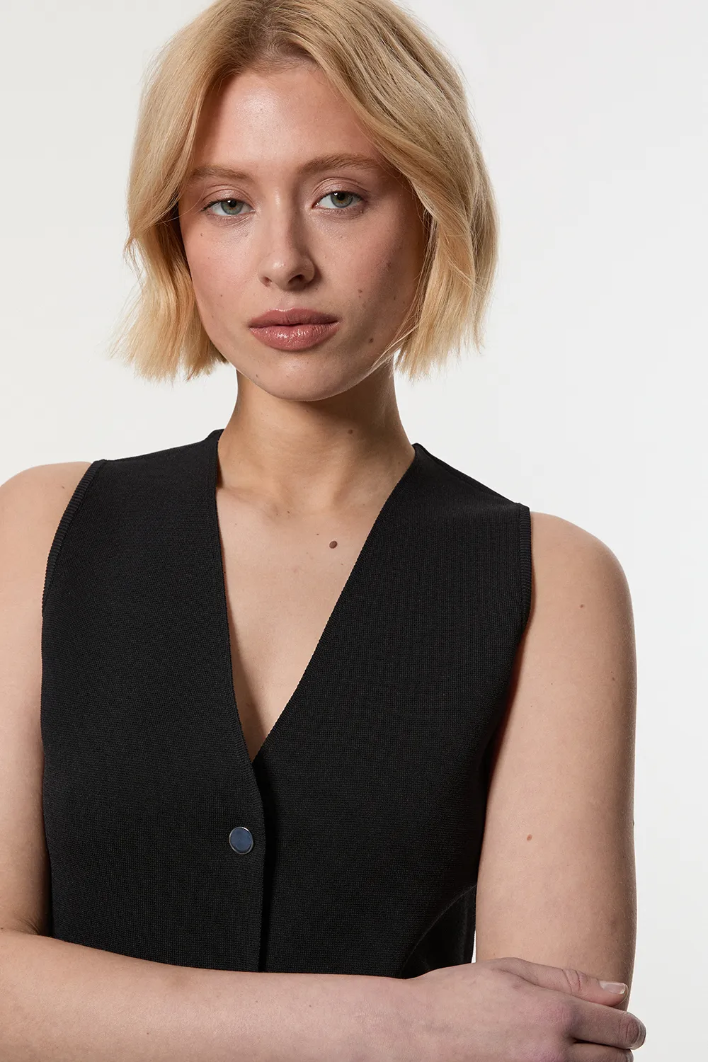 Buckle Trim Knitted Vest BKK23364