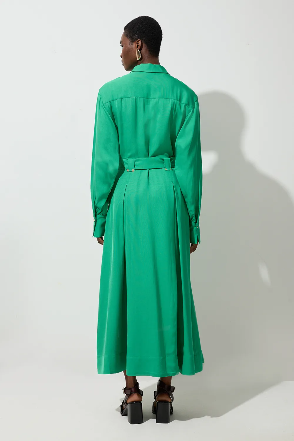 Premium Viscose Linen Woven Shirt Dress With Gold Buckle Belt BKK23398 5 Premium Viscose Linen Woven Shirt Dress With Gold Buckle Belt BKK23398