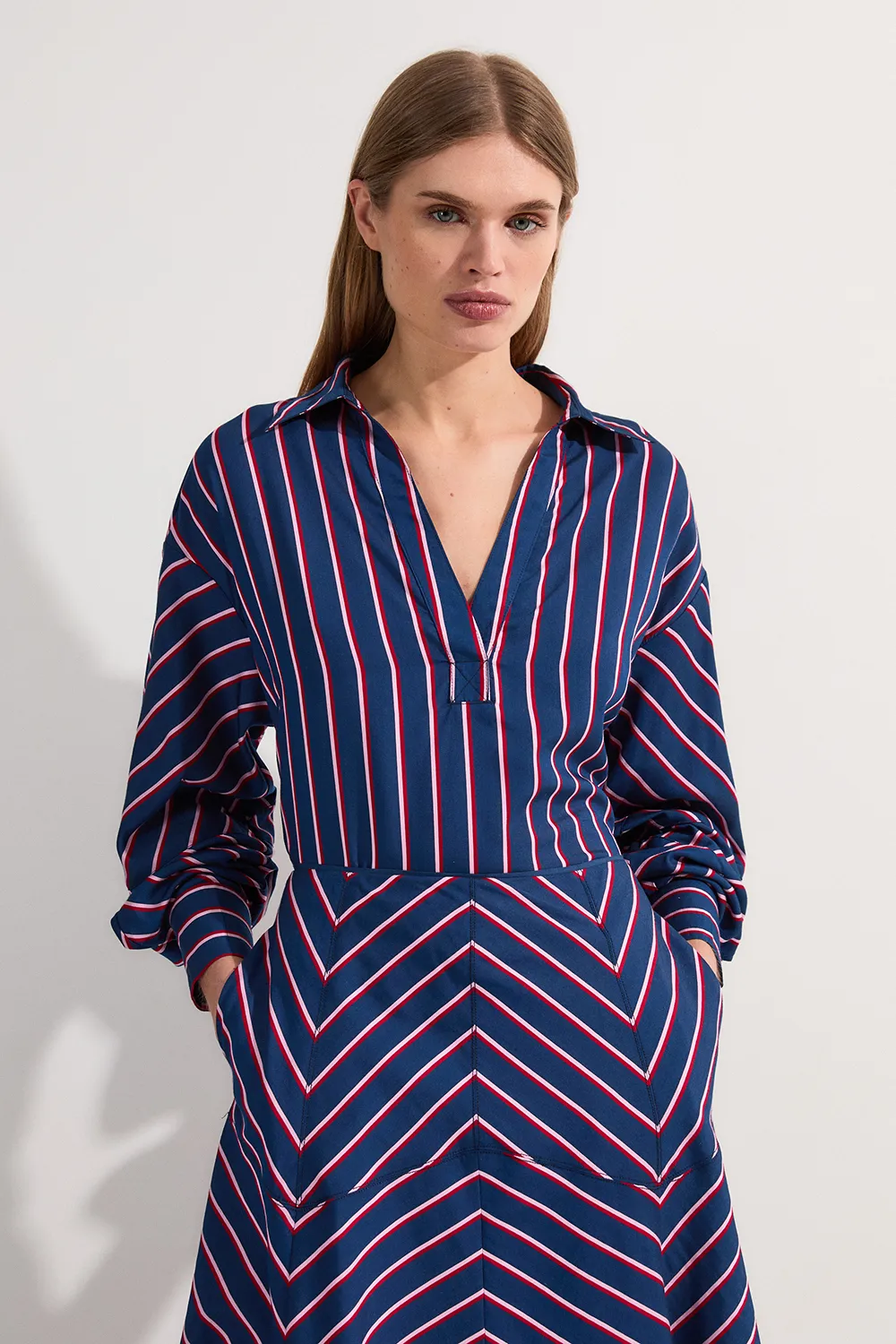 Cotton Stripe Tailored Shirt BKK23736