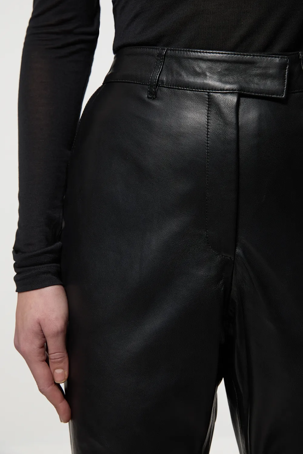 Leather Tailored Straight Leg Pants BKK24196 3 Leather Tailored Straight Leg Pants BKK24196