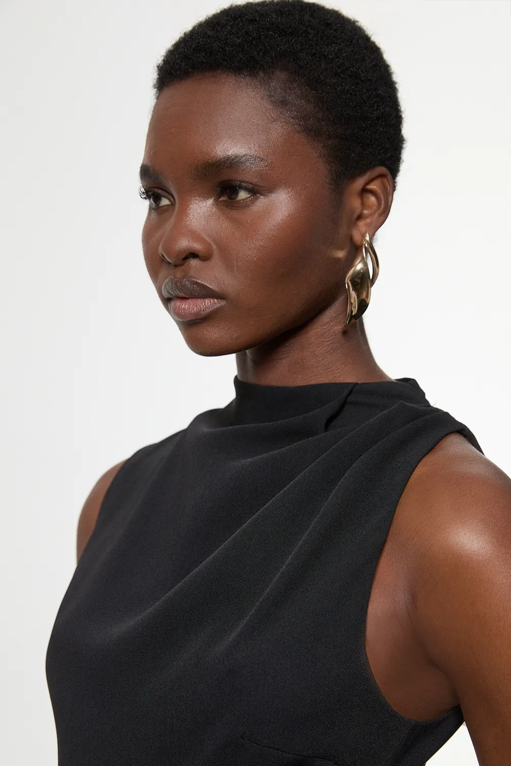 Soft Tailored Halter Neck Pleated Jumpsuit BKK24587