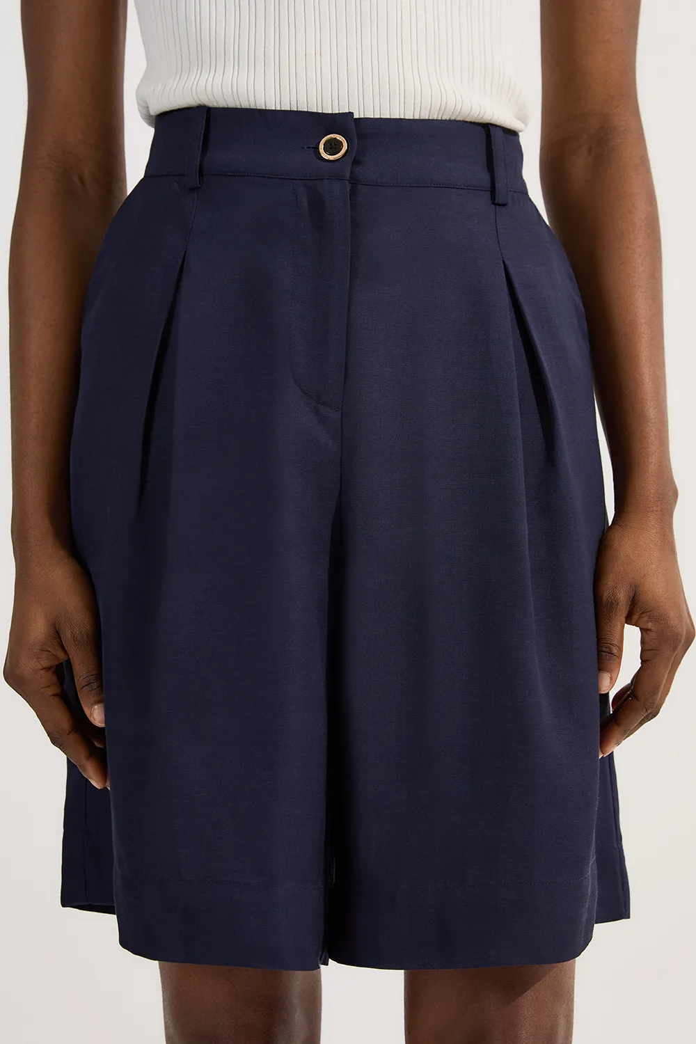 Premium Viscose Linen Belted Woven City Short BKK24712