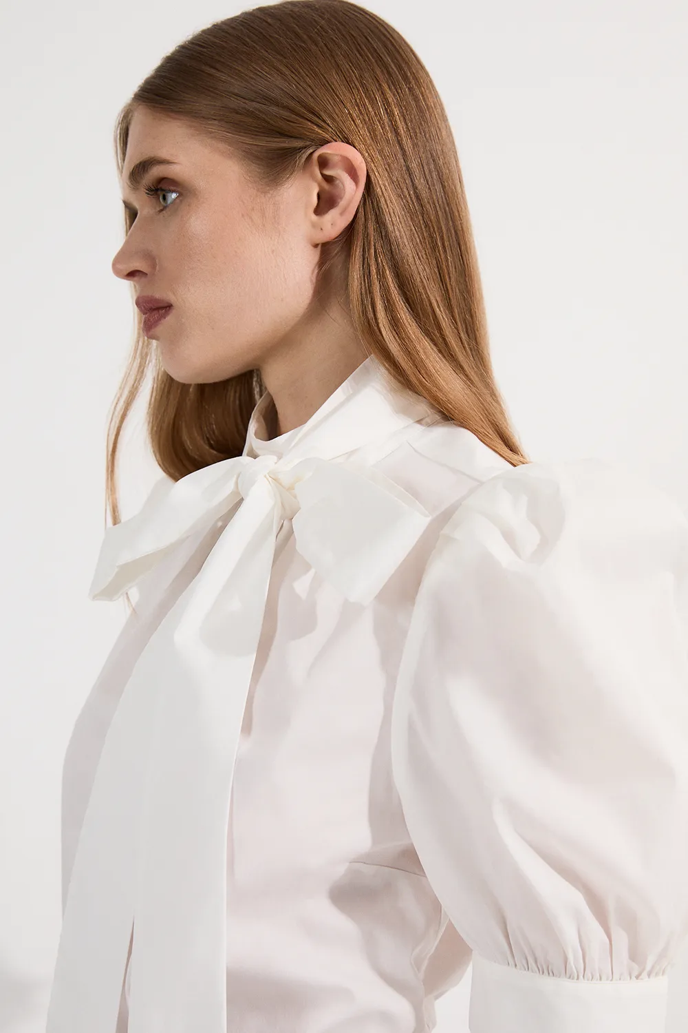 Cotton Poplin Pussy Bow Puff Sleeve Woven Blouse BKK24773