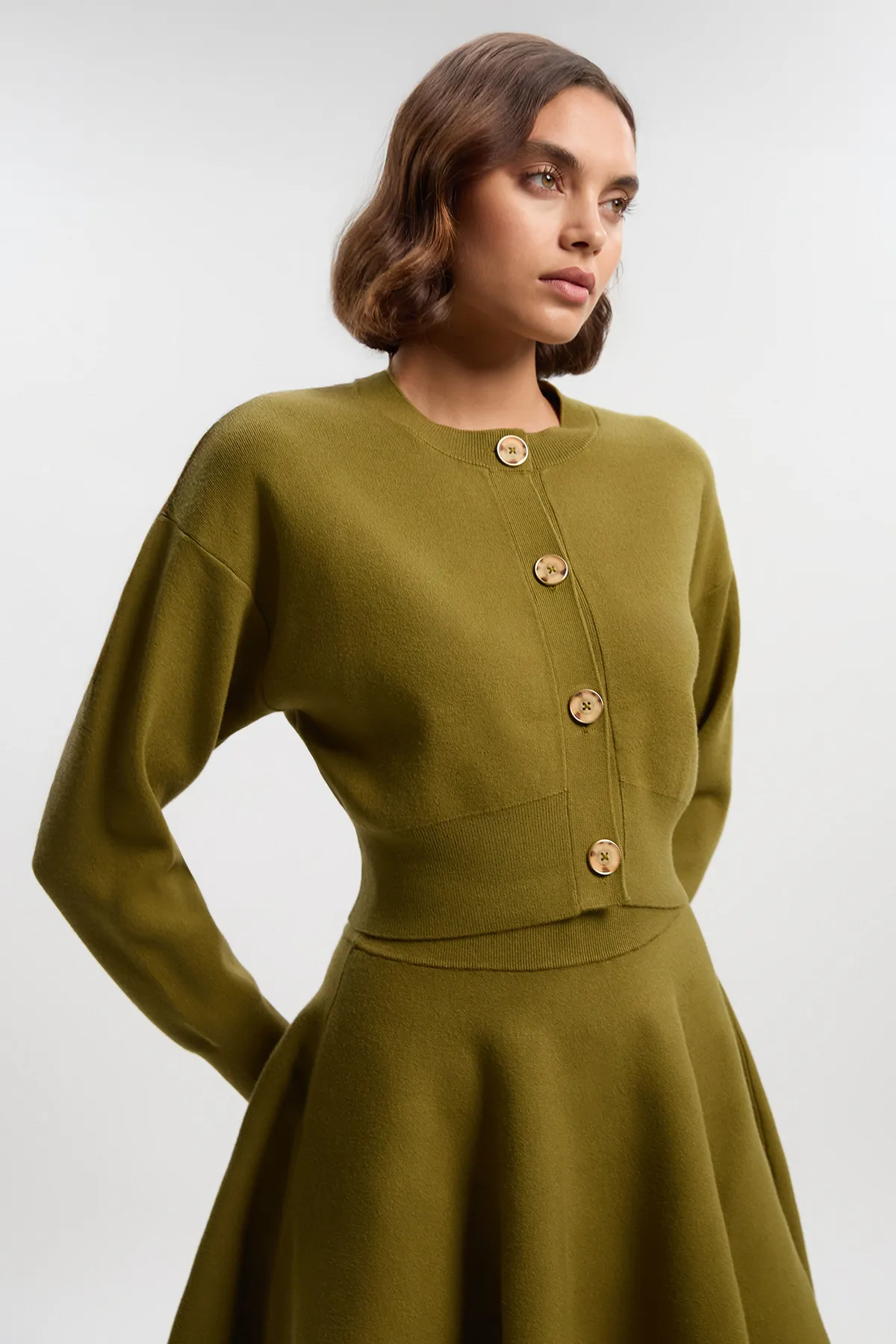 Compact Yarn Cropped Knitted Cardi BKK25345