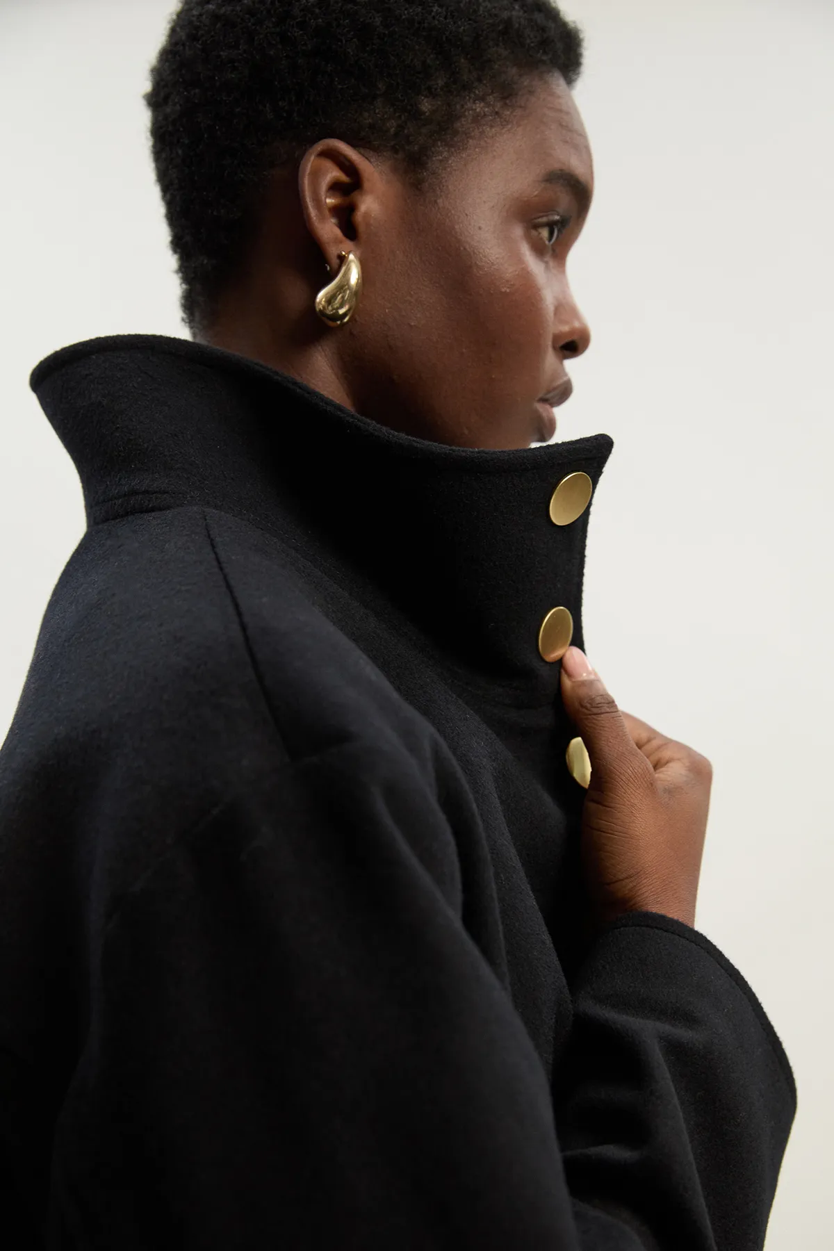 Brushed Wool Funnel Neck Tailored Short Coat BKK25382