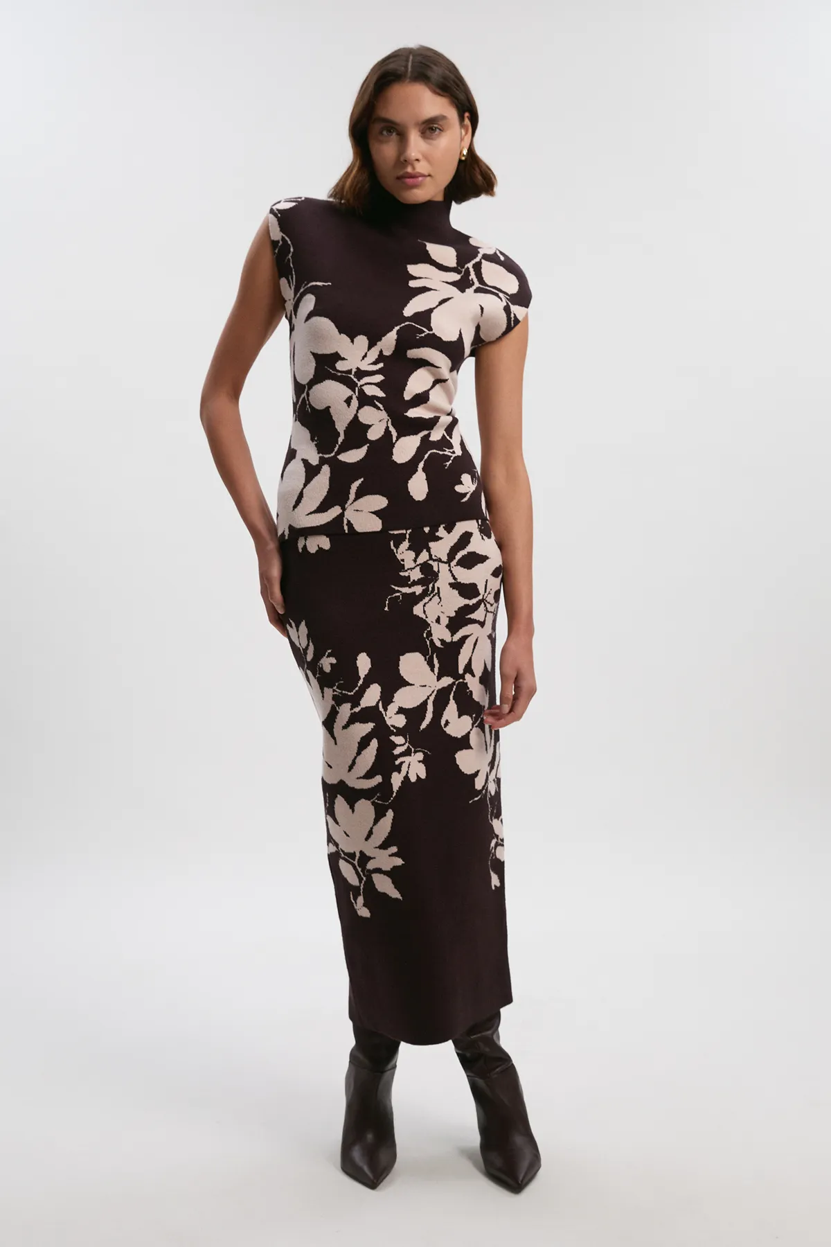 Jacquard Floral Knitted Skirt BKK25405