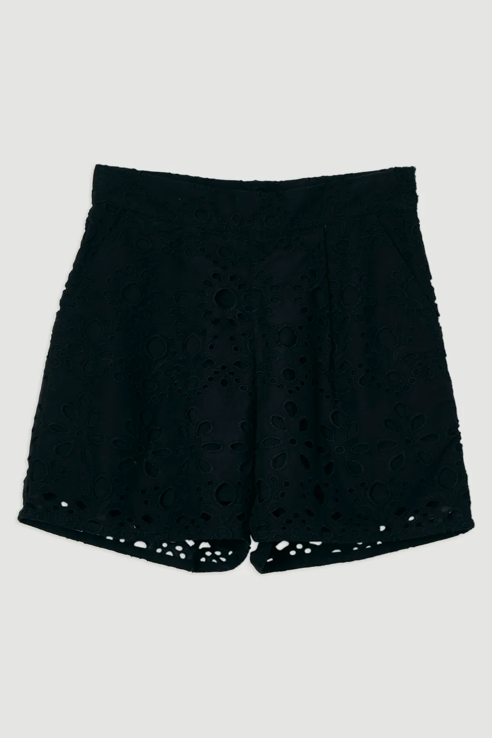 Cotton Eyelet Woven Short BKK25494