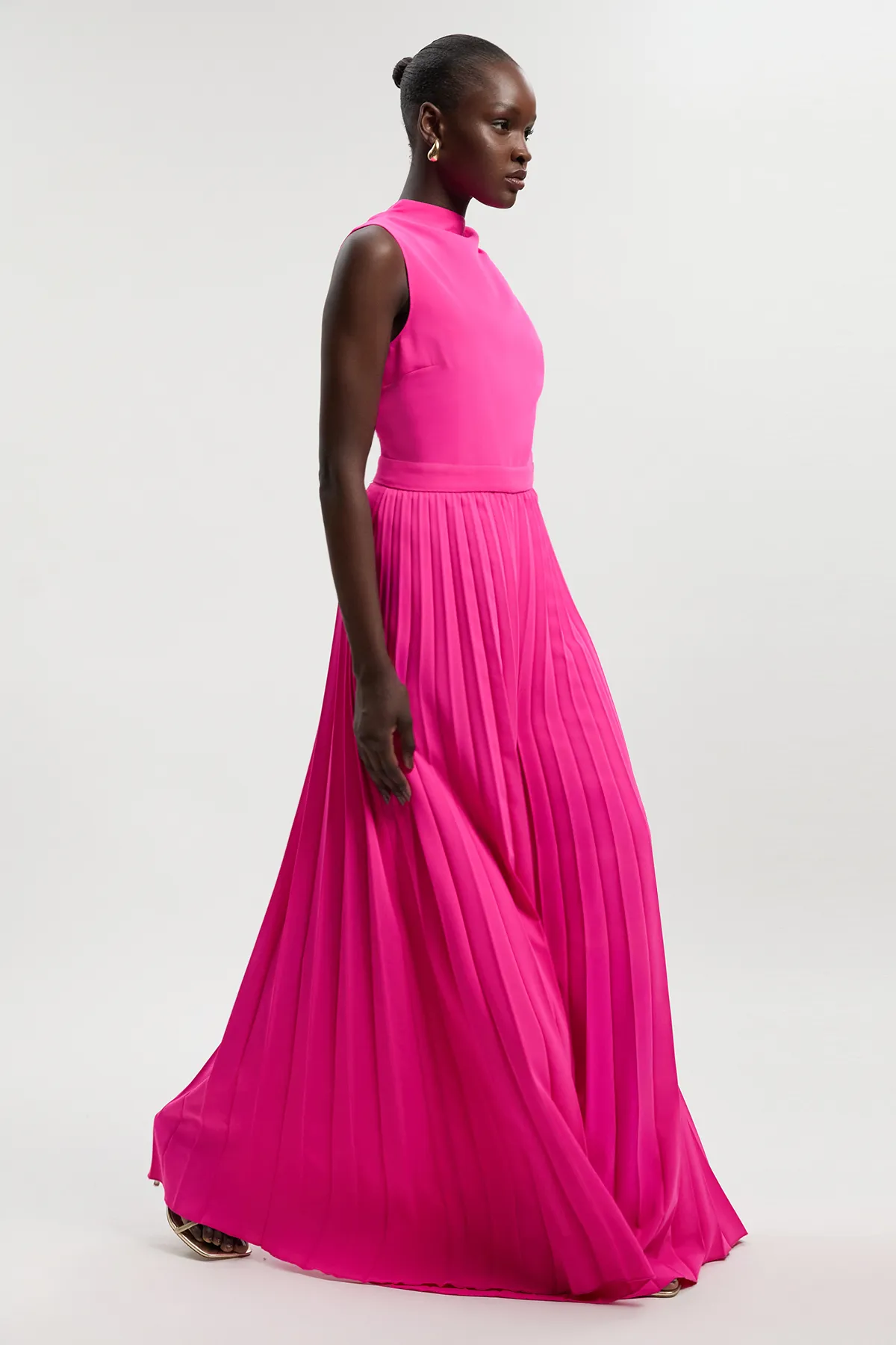 Soft Tailored Halter Neck Pleated Jumpsuit BKK25787