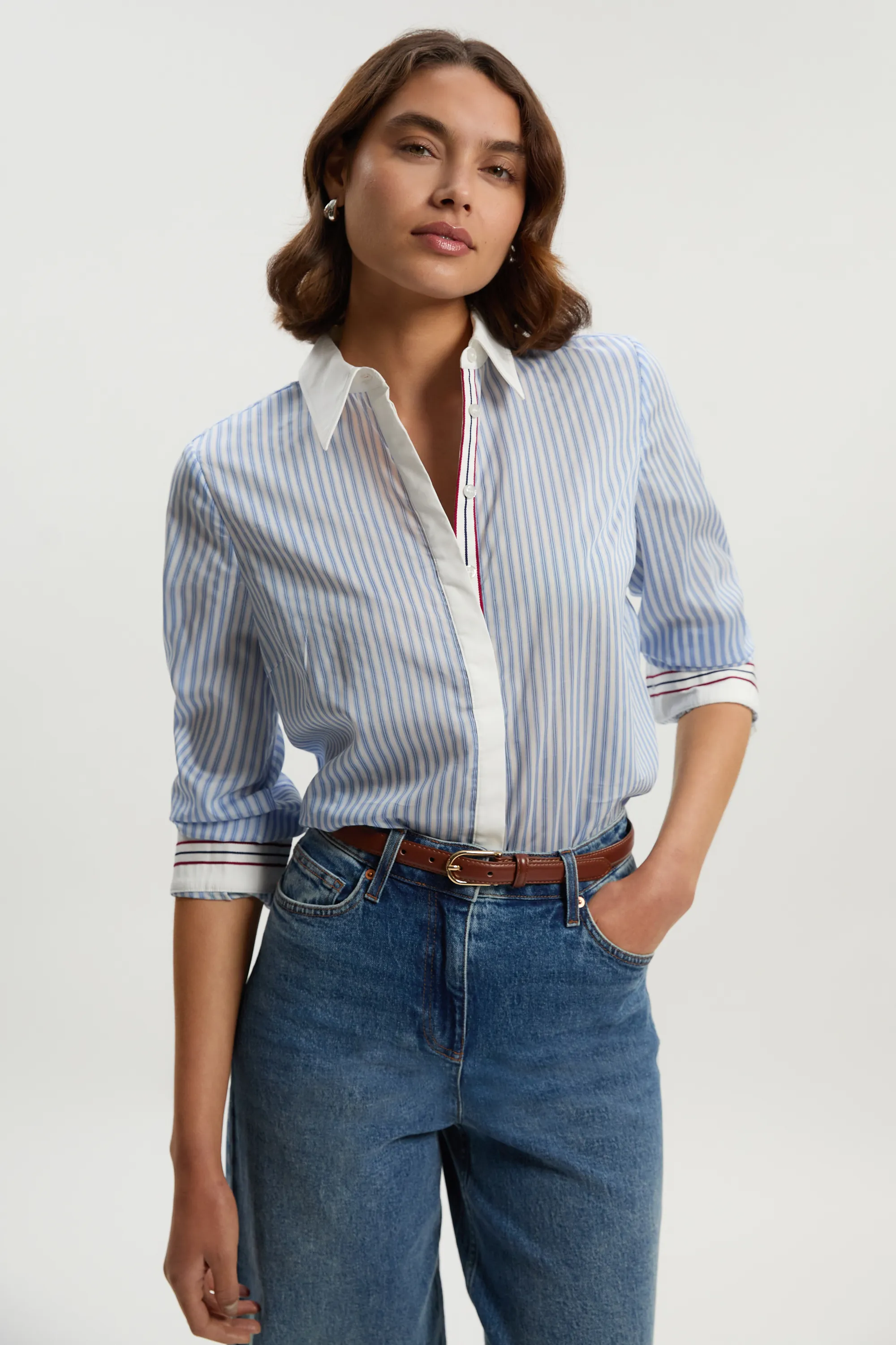 Contrast Collar Stripe Woven Shirt BKK25830