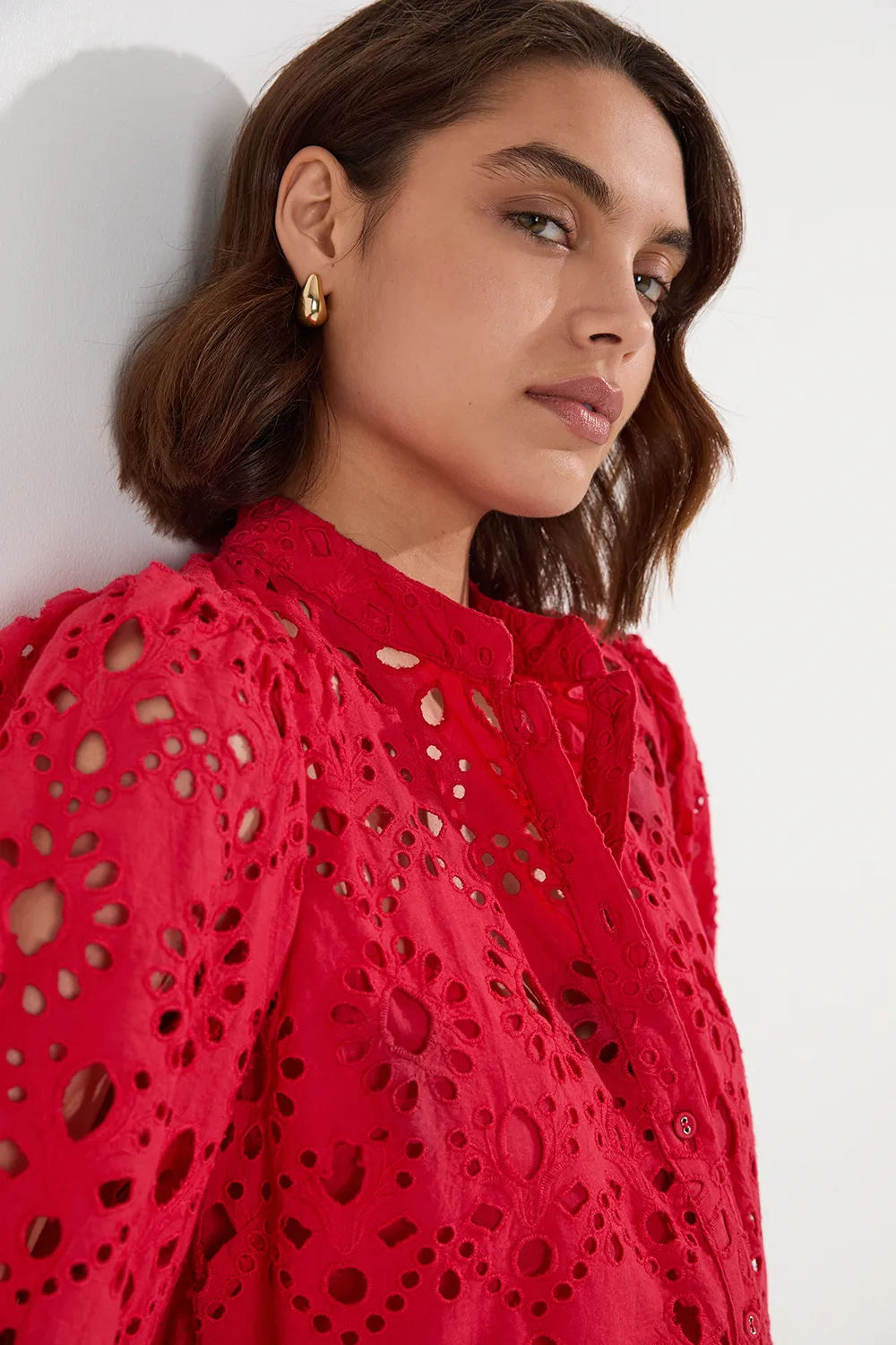 Cotton Broderie Woven Short Sleeve Blouse BKK25846