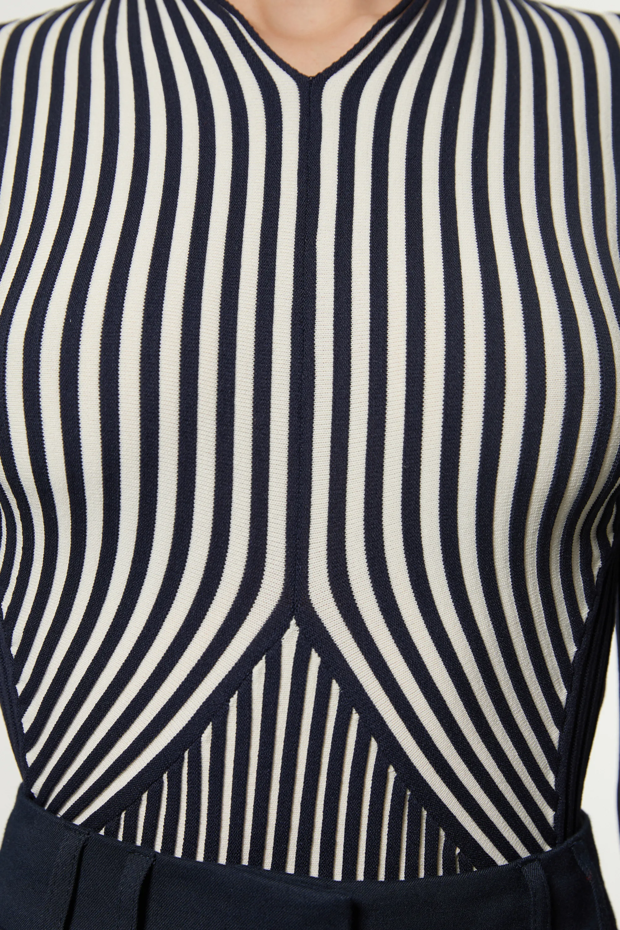 Petite Stripe Fitted Long Sleeve Knitted Top BKK25927